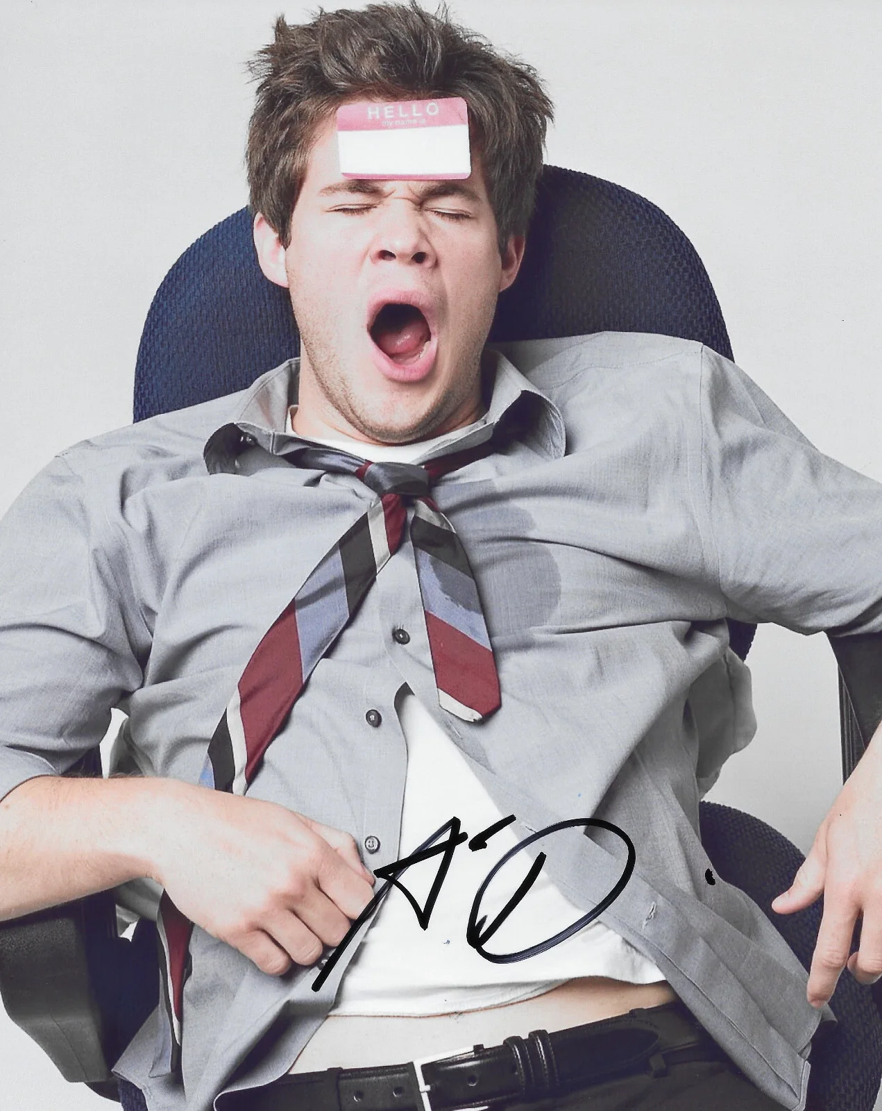 Adam Devine — Adam Devine Signed 8x10 Photo Proof COA Autographed Actor Workaholics Comedian., image 2