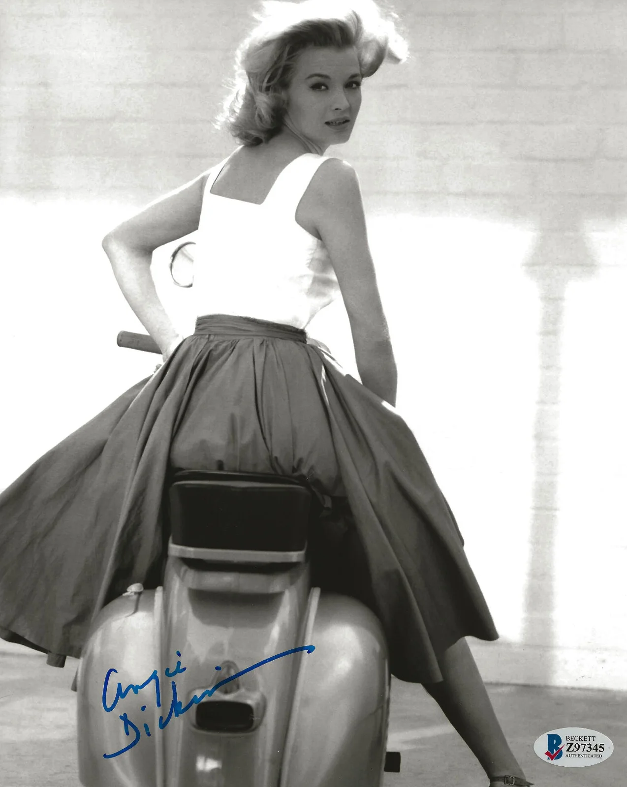 Angie Dickinson — Angie Dickinson signed Jessica 8x10 photo proof Beckett COA autographed, image 2