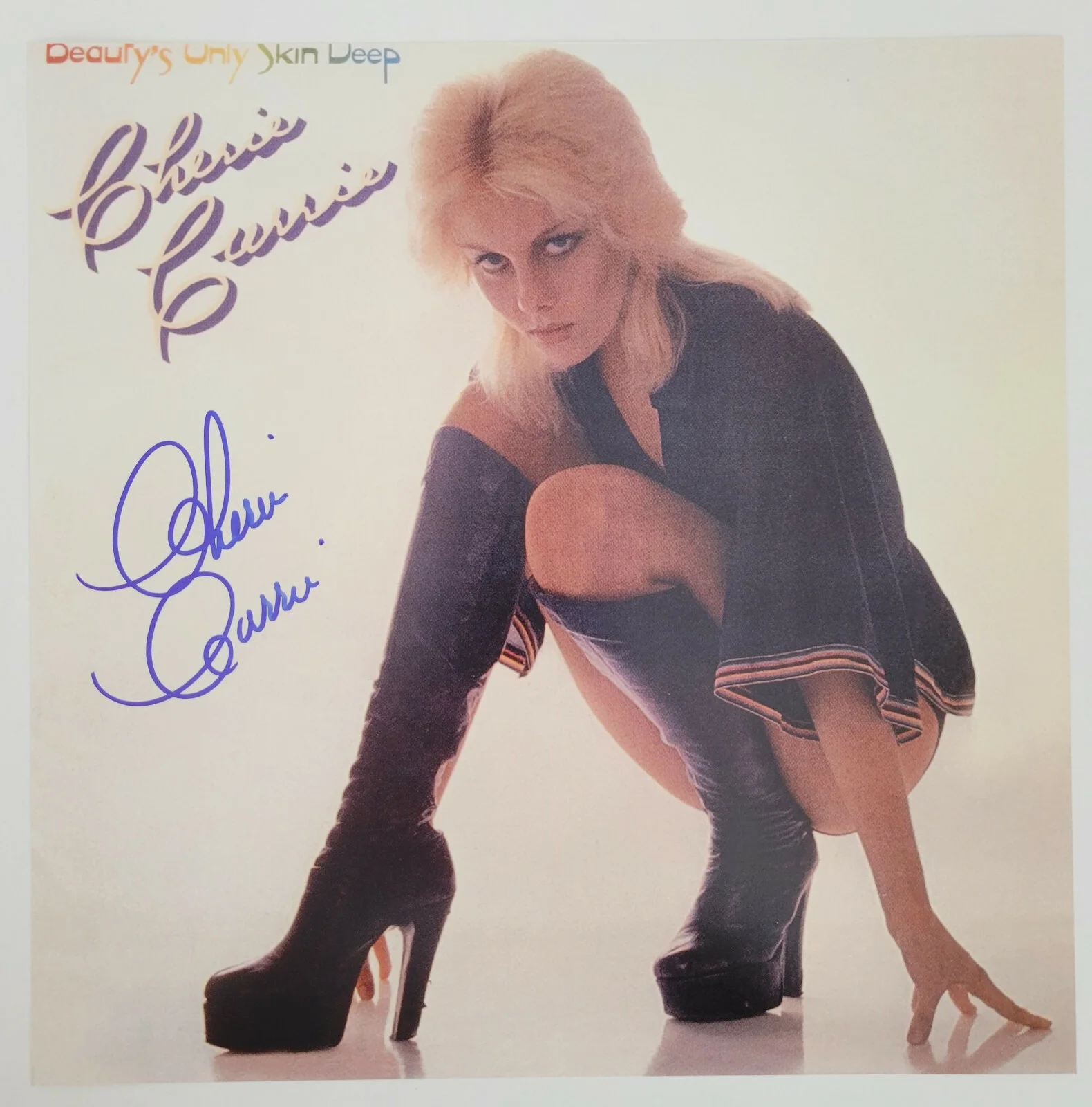 Cherie Currie signed Beauty's Only Skin Deep 12x12 album photo COA exact proof, изображение 4