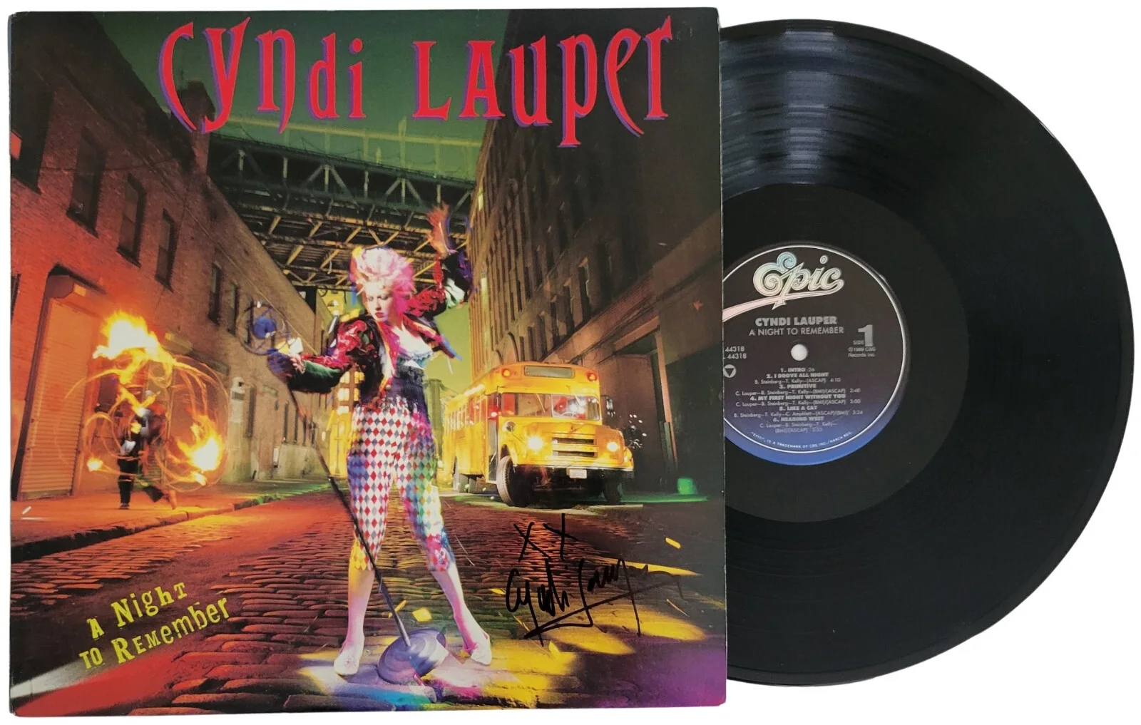 Cyndi Lauper Signed A Night to Remember Album COA Proof Autographed Vinyl Record, изображение 2