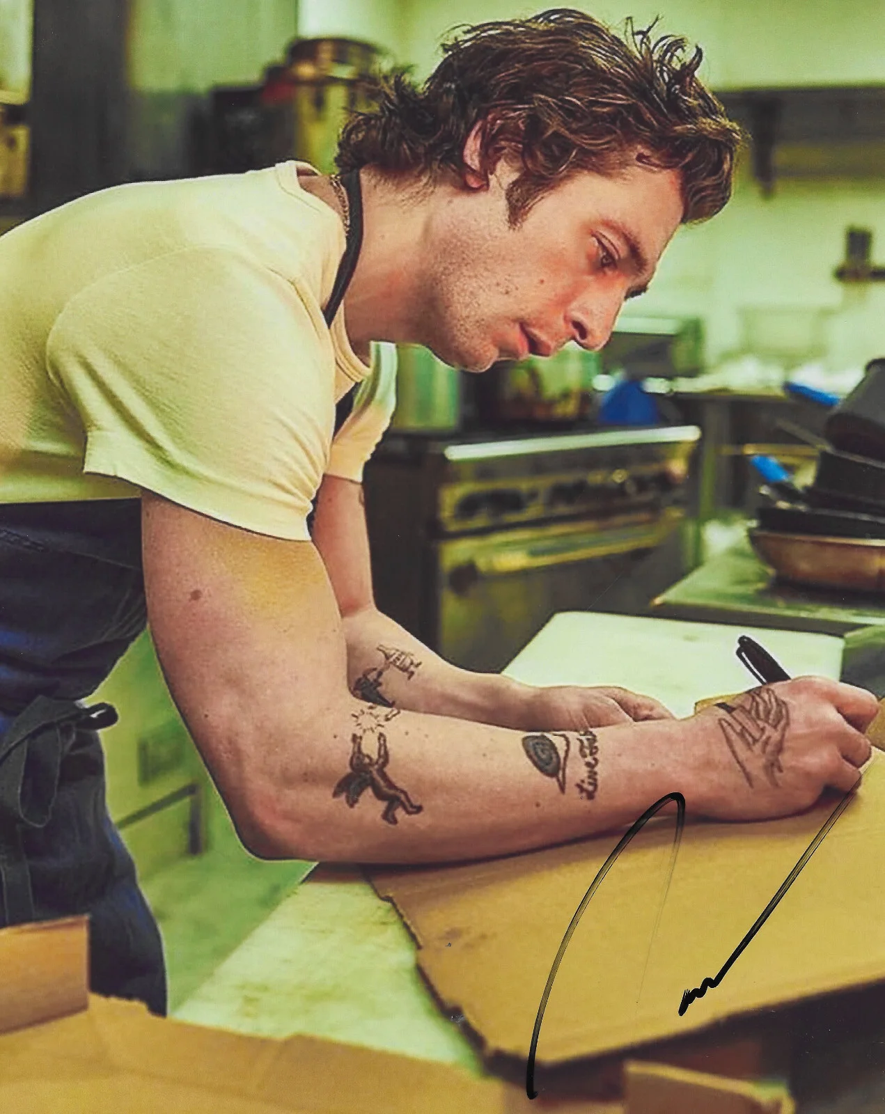 Jeremy Allen White — Jeremy Allen White Signed 8x10 Photo COA Proof Autographed Actor The Bear., image 2