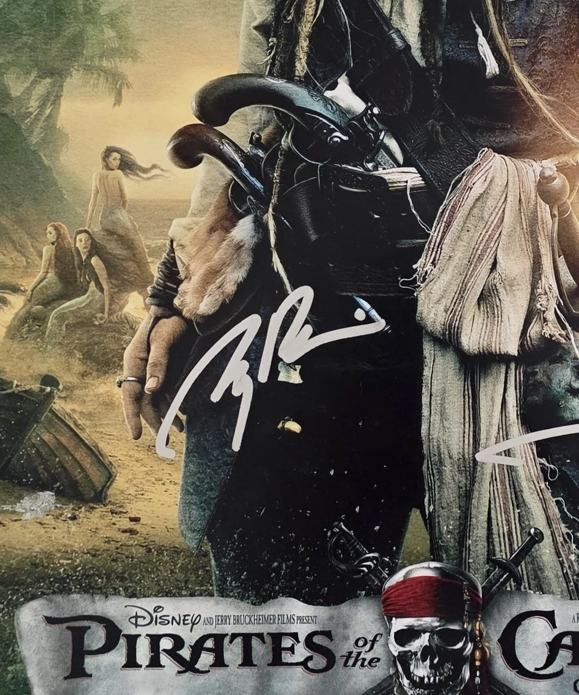 Johnny Depp, Jerry Bruckheimer — Johnny Depp Signed Pirates of the Caribbean 12x18 Photo COA Proof Autographed., изображение 3