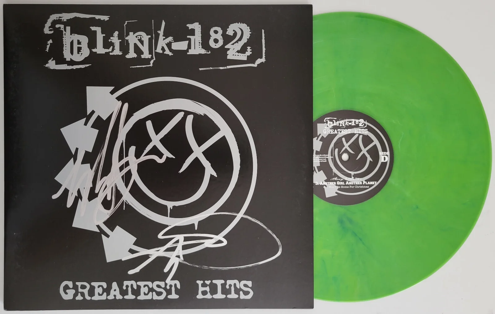 Mark Hoppus Tom Delonge signed Blink 182 Greatest Hits album autograph COA proof, изображение 2