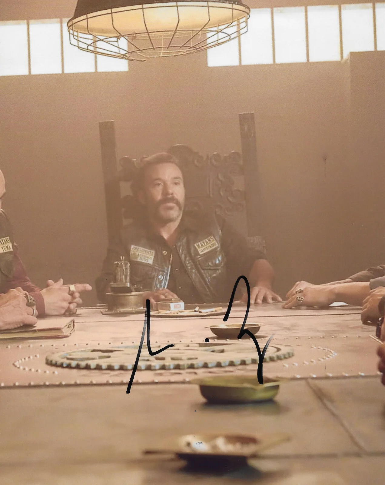 Michael Irby — Michael Irby signed Obispo Bishop Losa Mayans MC 8x10 photo COA proof autograph, изображение 2
