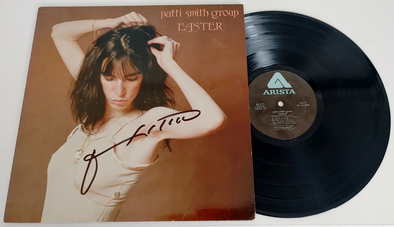 Patti Smith autographed Easter album vinyl record exact proof Beckett COA, image 4
