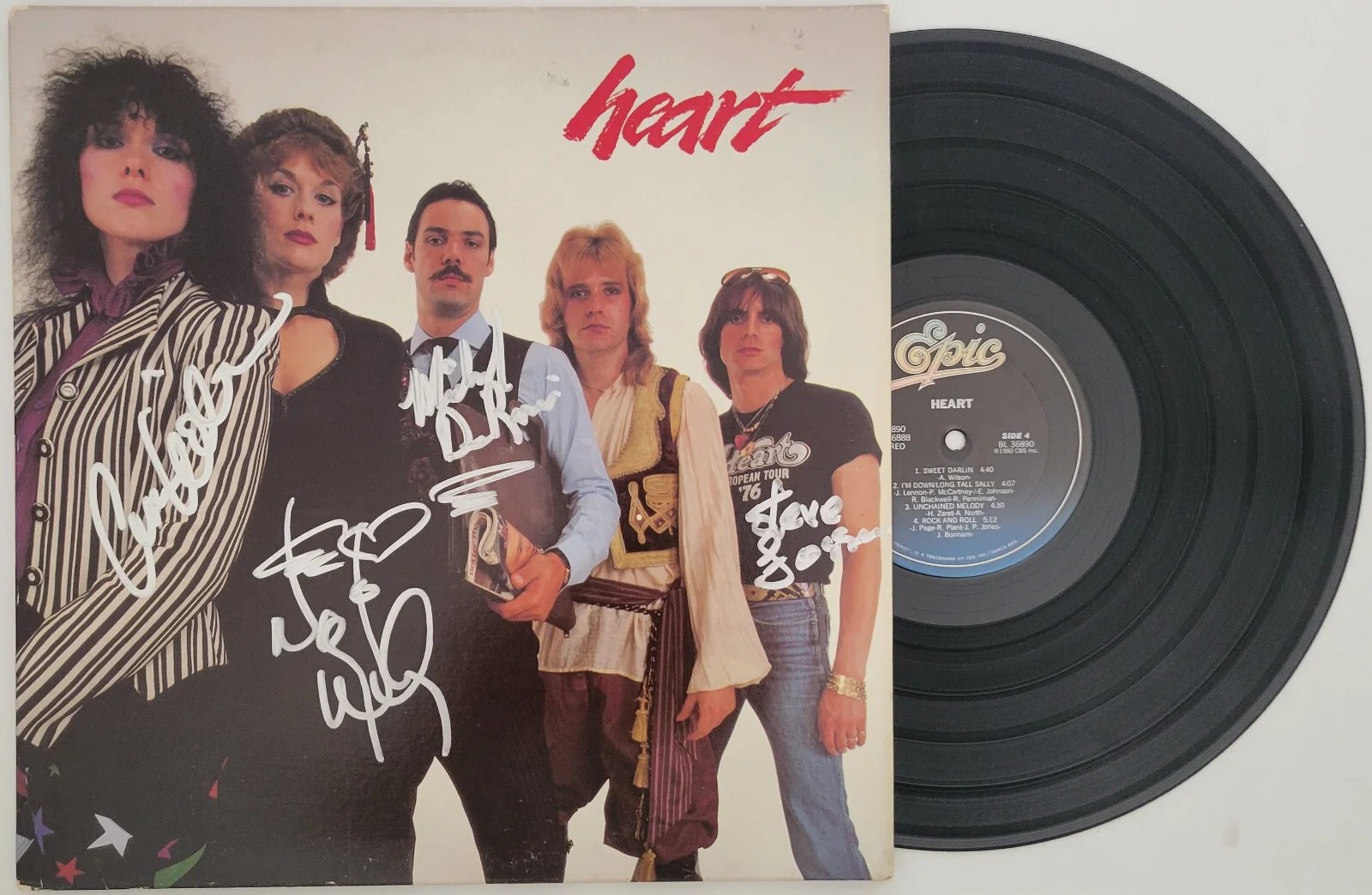 Nancy Wilson & Ann Wilson signed Heart Greatest Hits album proof COA autographed, изображение 2