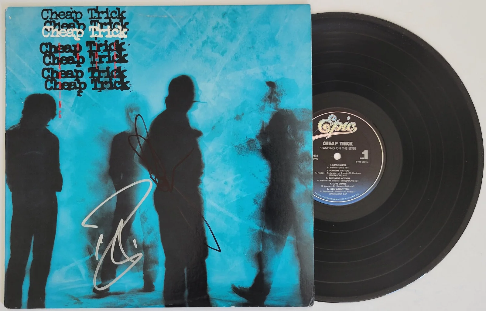 Robin Zander Rick Nielsen signed Cheap Trick Standing on the Edge album proof, изображение 2