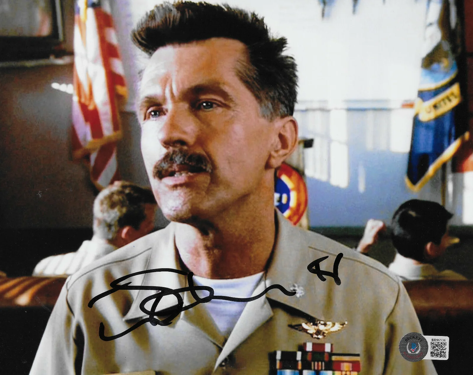 Tom Skerritt — Tom Skerritt actor signed autographed Viper Top Gun 8x10 photo proof,Beckett COA