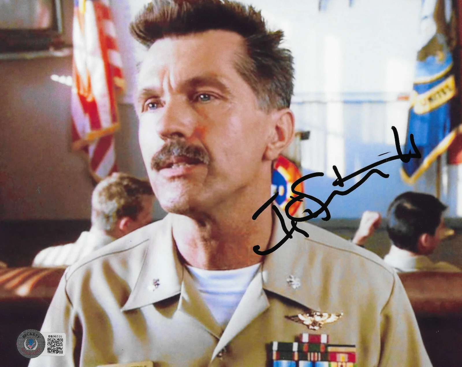 Tom Skerritt — Tom Skerritt actor signed autographed Viper Top Gun 8x10 photo proof Beckett COA