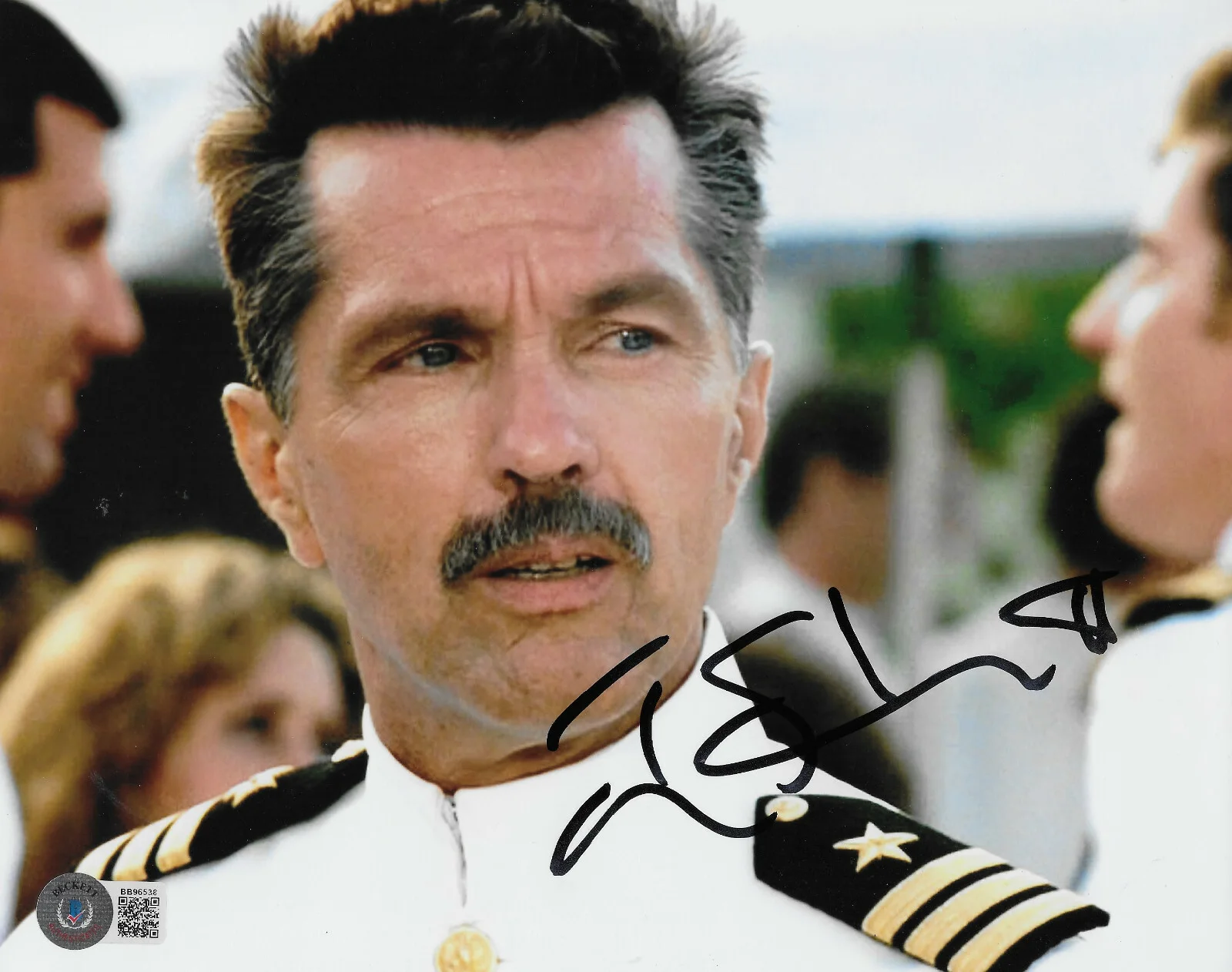 Tom Skerritt — Tom Skerritt actor signed autographed Viper Top Gun 8x10 photo.proof,Beckett COA