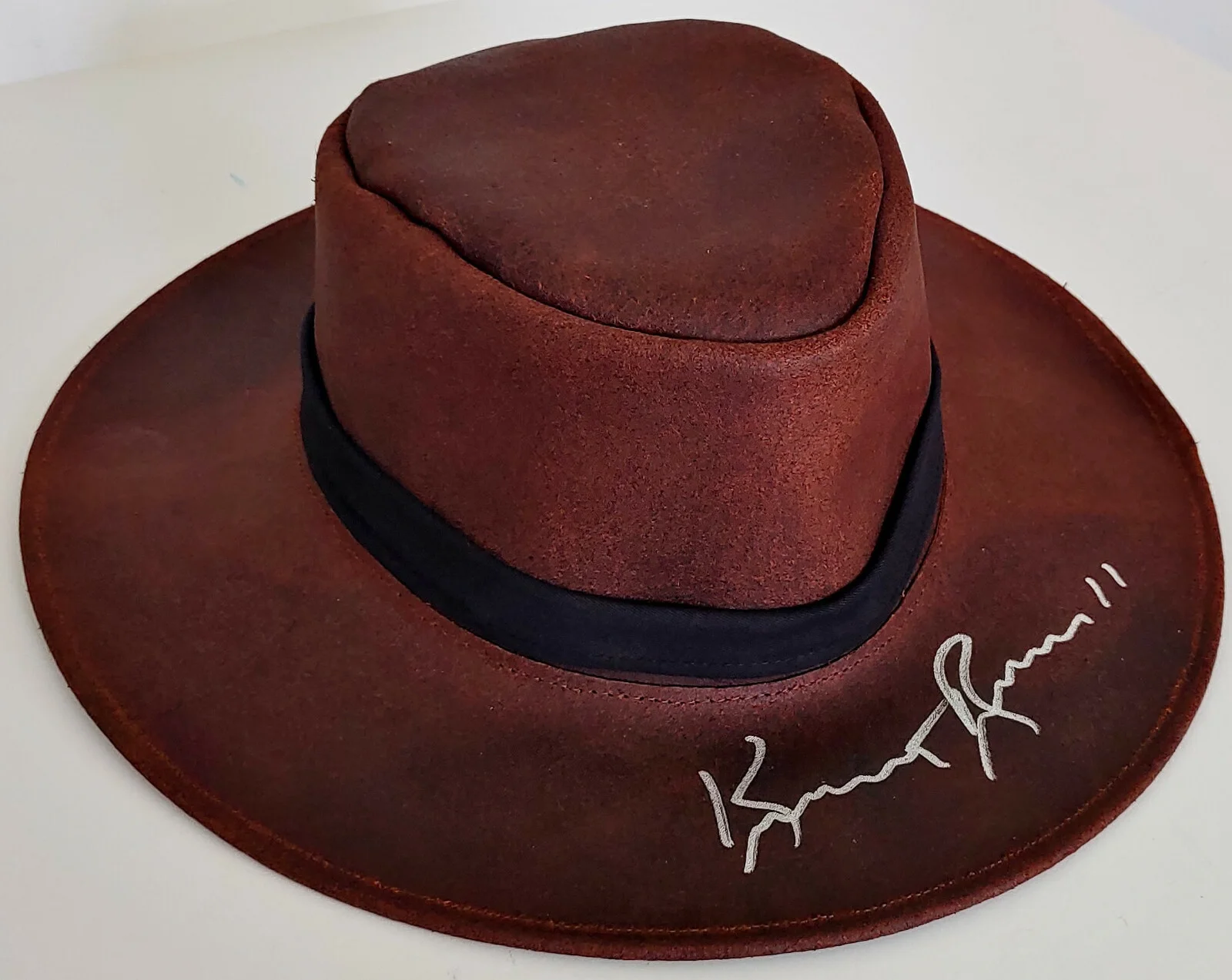 Kurt Russell — Kurt Russell Wyatt Earp Tombstone actor signed autographed cowboy hat COA,proof, image 3