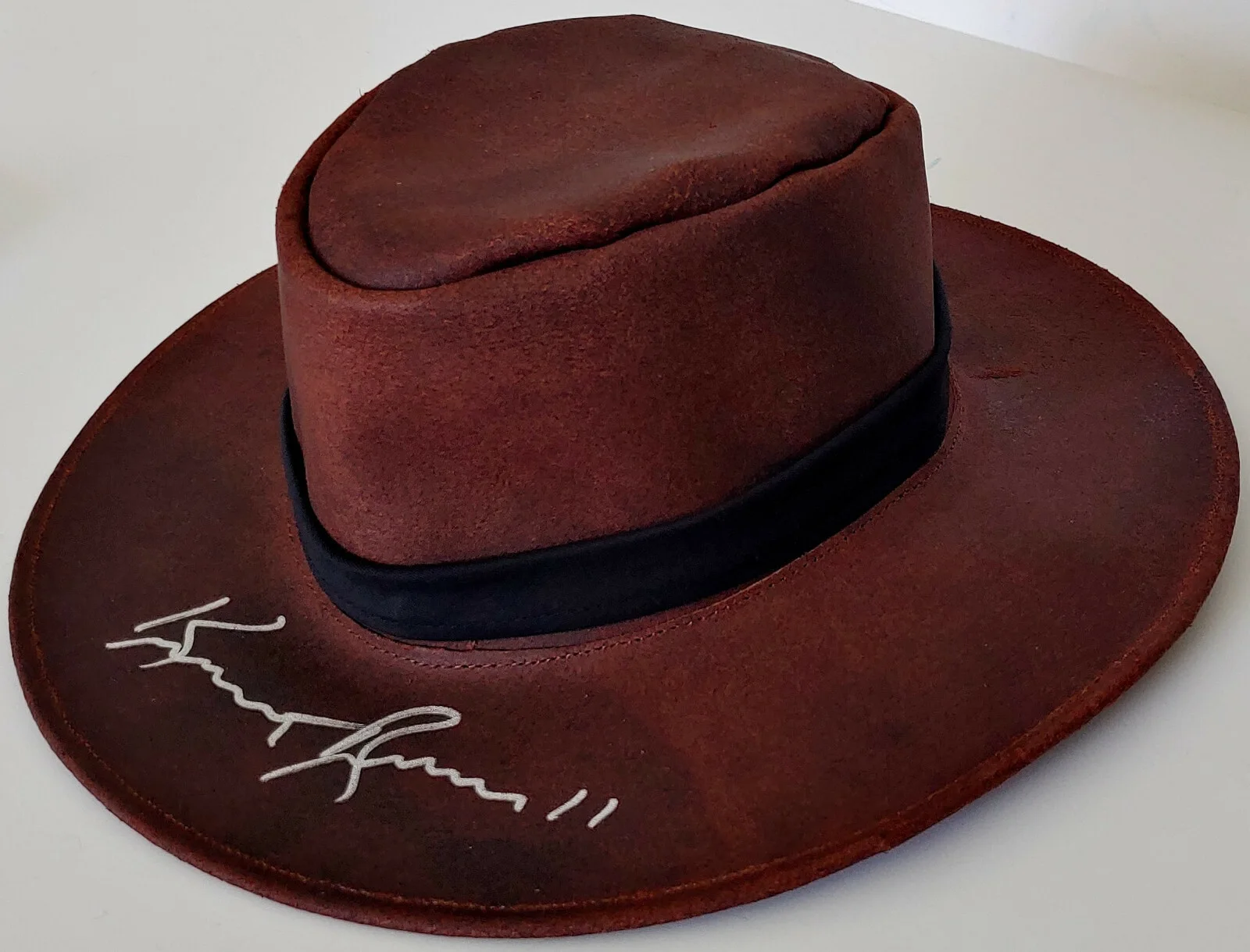 Kurt Russell — Kurt Russell Wyatt Earp Tombstone actor signed autographed cowboy hat COA,proof, image 4