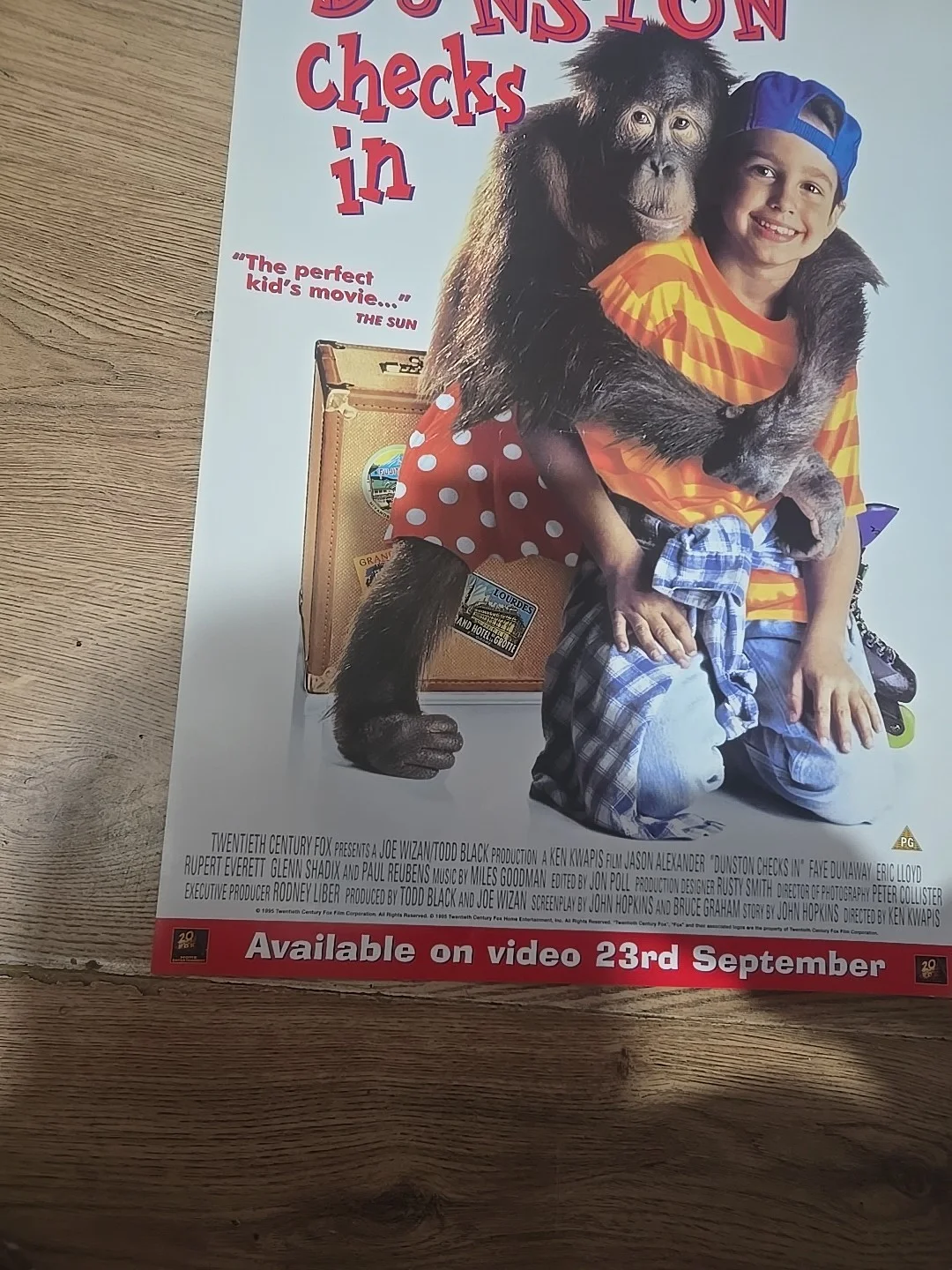 Dunston Checks In Original Video Shop VHS Poster Rare, image 2