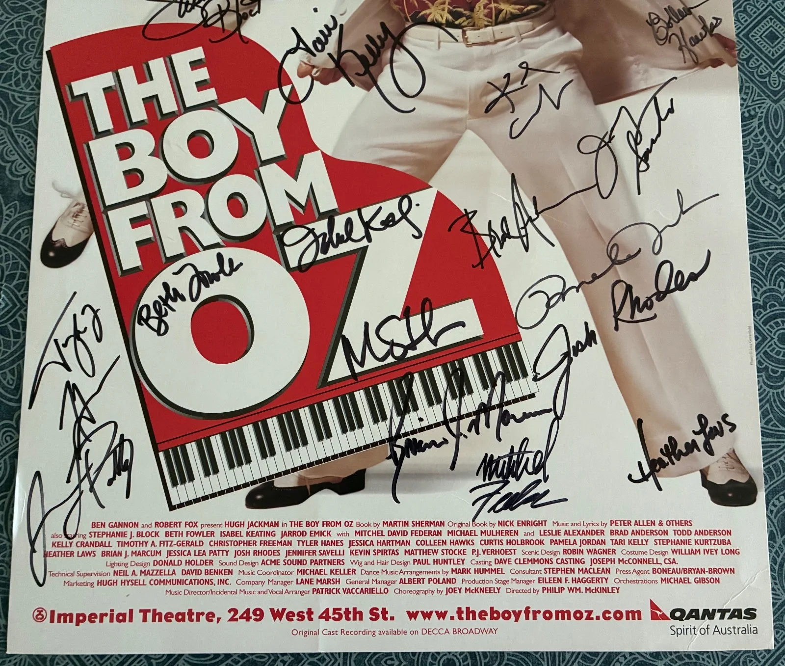 Hugh Jackman, entire cast — HUGH JACKMAN Signed Cast Broadway THE BOY FROM OZ Poster Window Card + Bonus WC, изображение 4