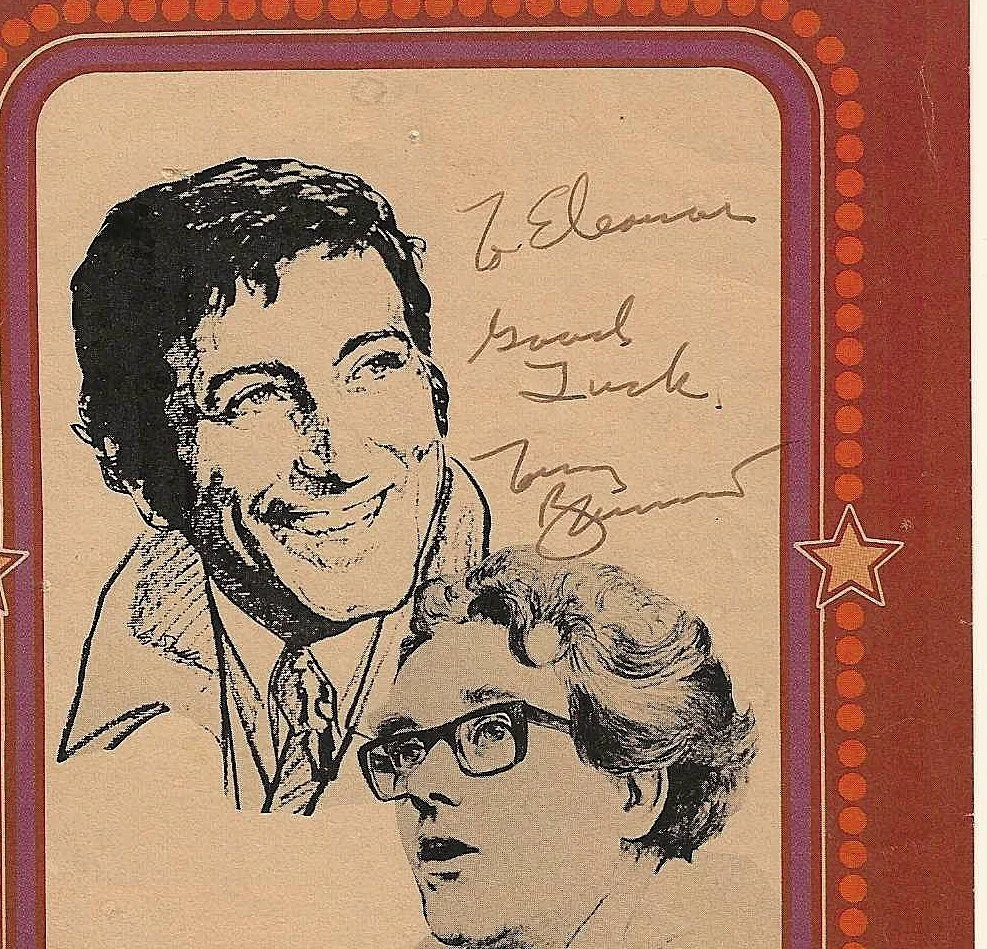 TONY BENNETT — TONY BENNETT HAND SIGNED 5-1/2 X 9 PROGRAMS GUIDE COVER PAGE 1978, image 2