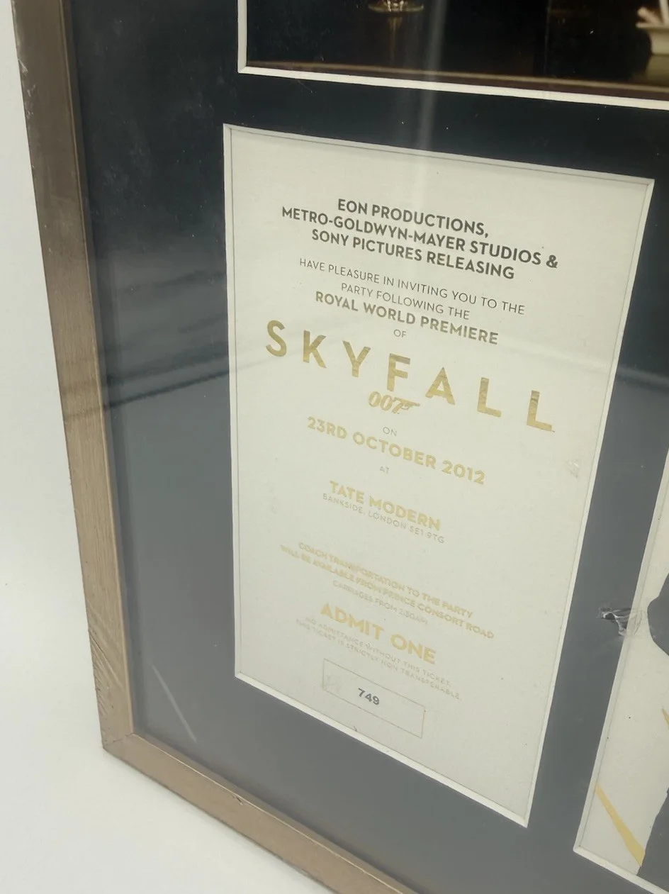 James Bond Memorabilia Photos, Posters, Event Schedules, Cinema Brochures, изображение 3