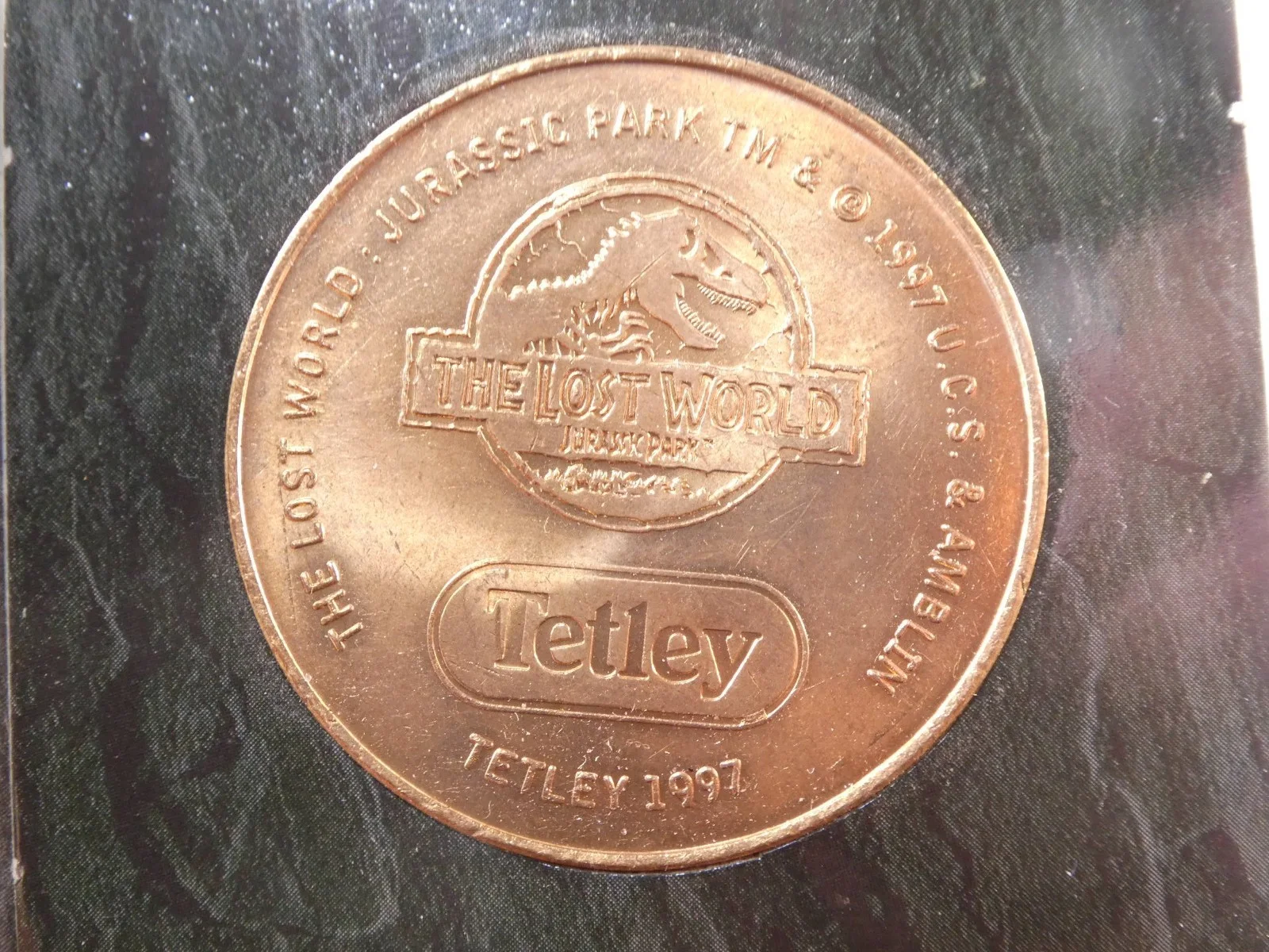 Tetley Jurassic Park Bronze Dinosaur Coins 2 Stegosaurus 3 Velociraptor 1997, изображение 3