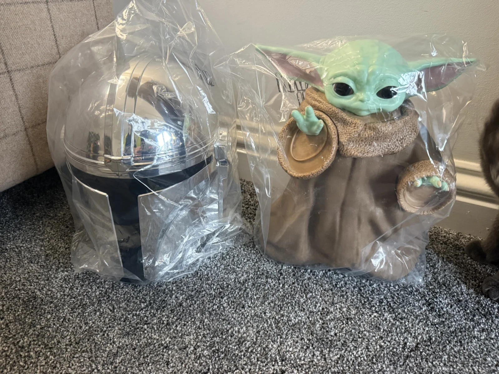 STAR WARS Mandalorian and Grogu- Grogu Popcorn Bucket NEW, изображение 2