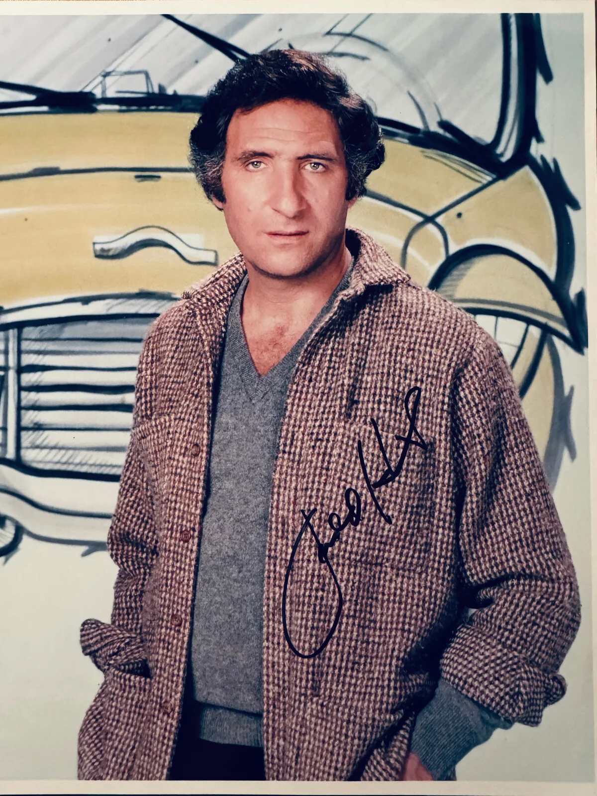 Judd Hirsch — Judd Hirsch Signed (Early) TAXI. 8x10 Color Photo W/ COA, изображение 3
