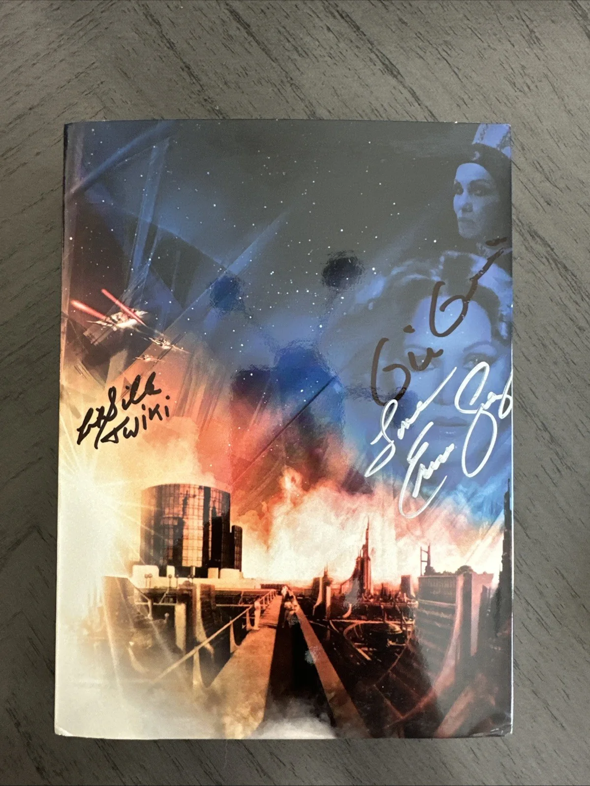 Gil Gerard, Erin Gray, Felix Silla — Gil Gerard Erin Gray Felix Sillq BUCK ROGERS DVD Signed By All 3 COA RACC Seller, изображение 2