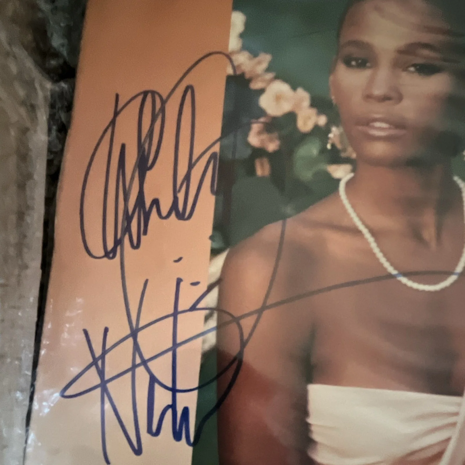Whitney Houston Signed Record Album Cover w/ COA - Real Authentic Autograph, image 2