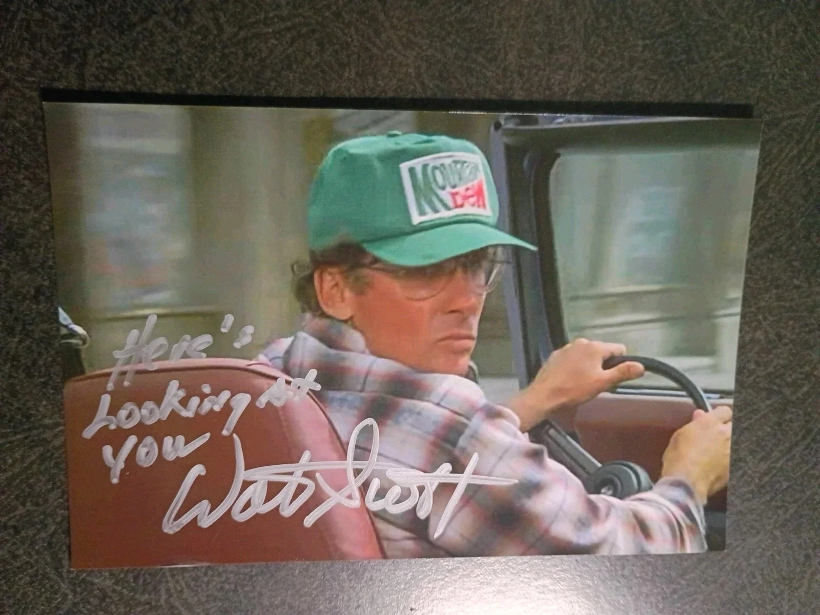 WALTER SCOTT As JEEP DRIVER — WALTER SCOTT As JEEP DRIVER Hand Signed Autograph 4X6 Photo S BACK TO THE FUTURE, изображение 2