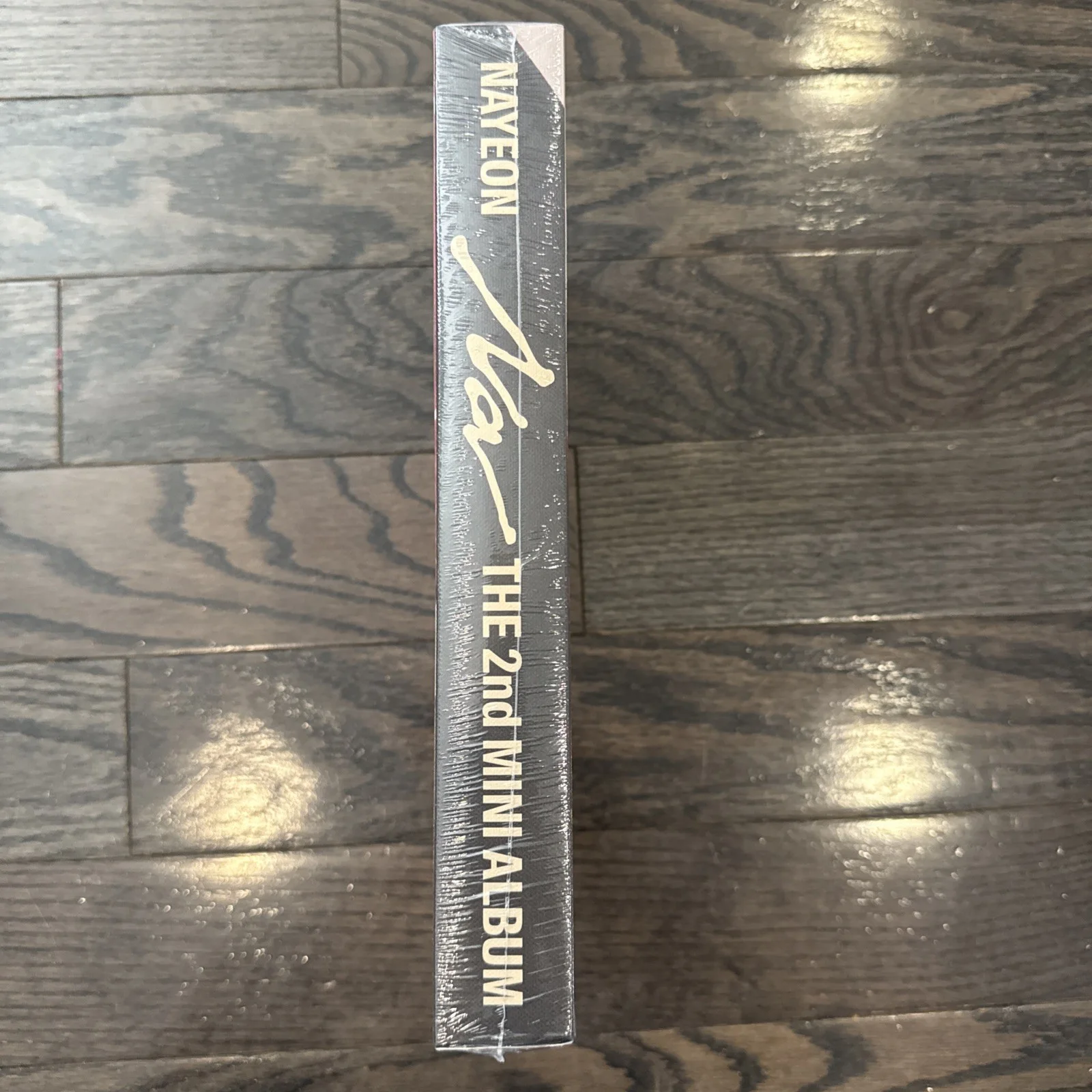 AUTOGRAPHED SIGNED NAYEON TWICE NA ‘C’ VERSION THE 2ND MINI ALBUM, image 2