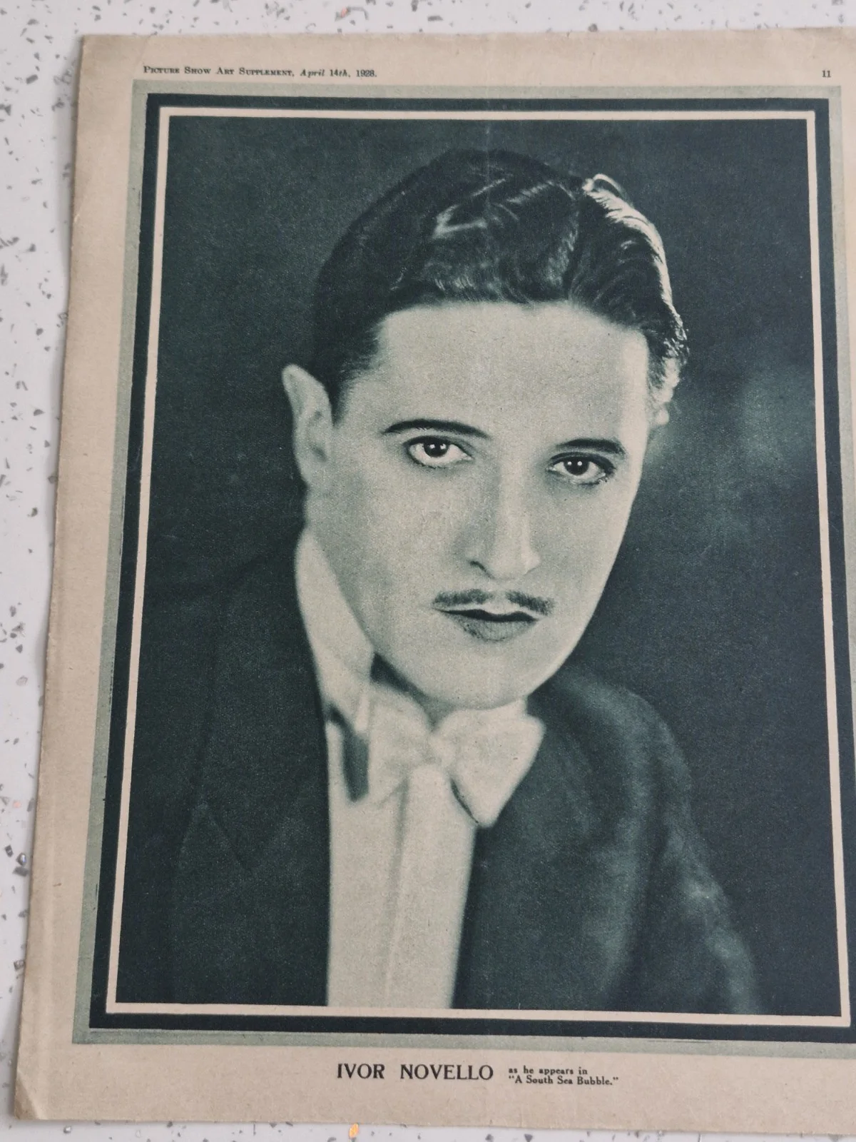 MADGE BELLAMY & IVOR NOVELLO .1928 PICTURE SHOW ART SUPPLEMENT, изображение 2