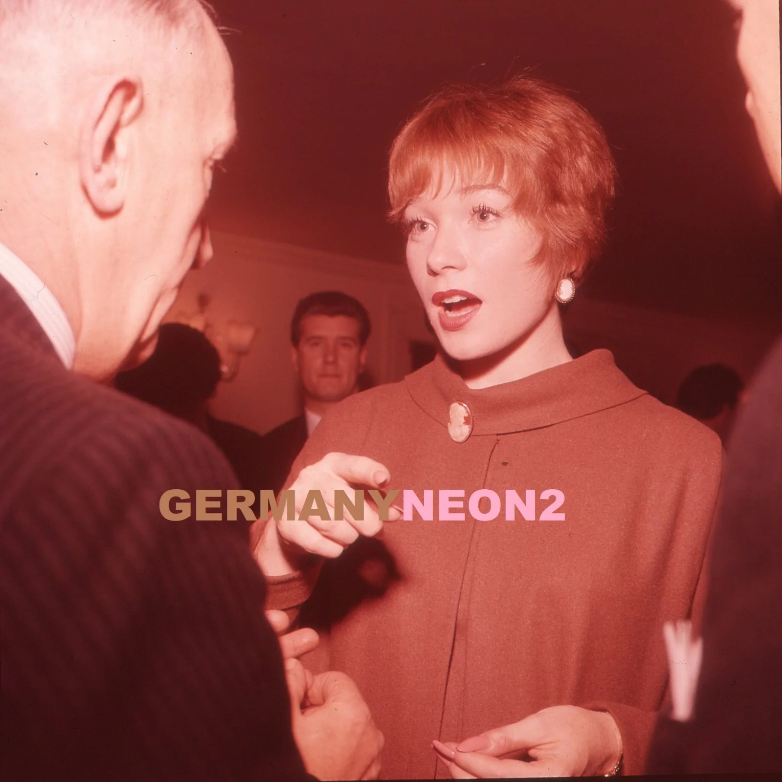 x2 SHIRLEY MACLEAN., Irma La Douce., 1960s Original Transparencies, image 2