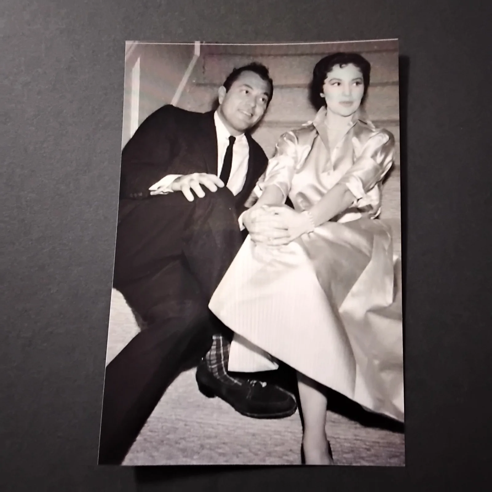 Cyd Charisse & Tony Martin SIGNED Envelope Photo Movie Actress Dancer Singer, изображение 5