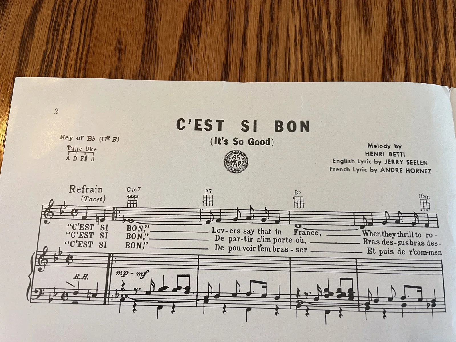 Eartha Kitt — EARTHA KITT SIGNED LEEDS 1947 UKE sheet music “ C’est s Si Bon “ perfect cond., image 3