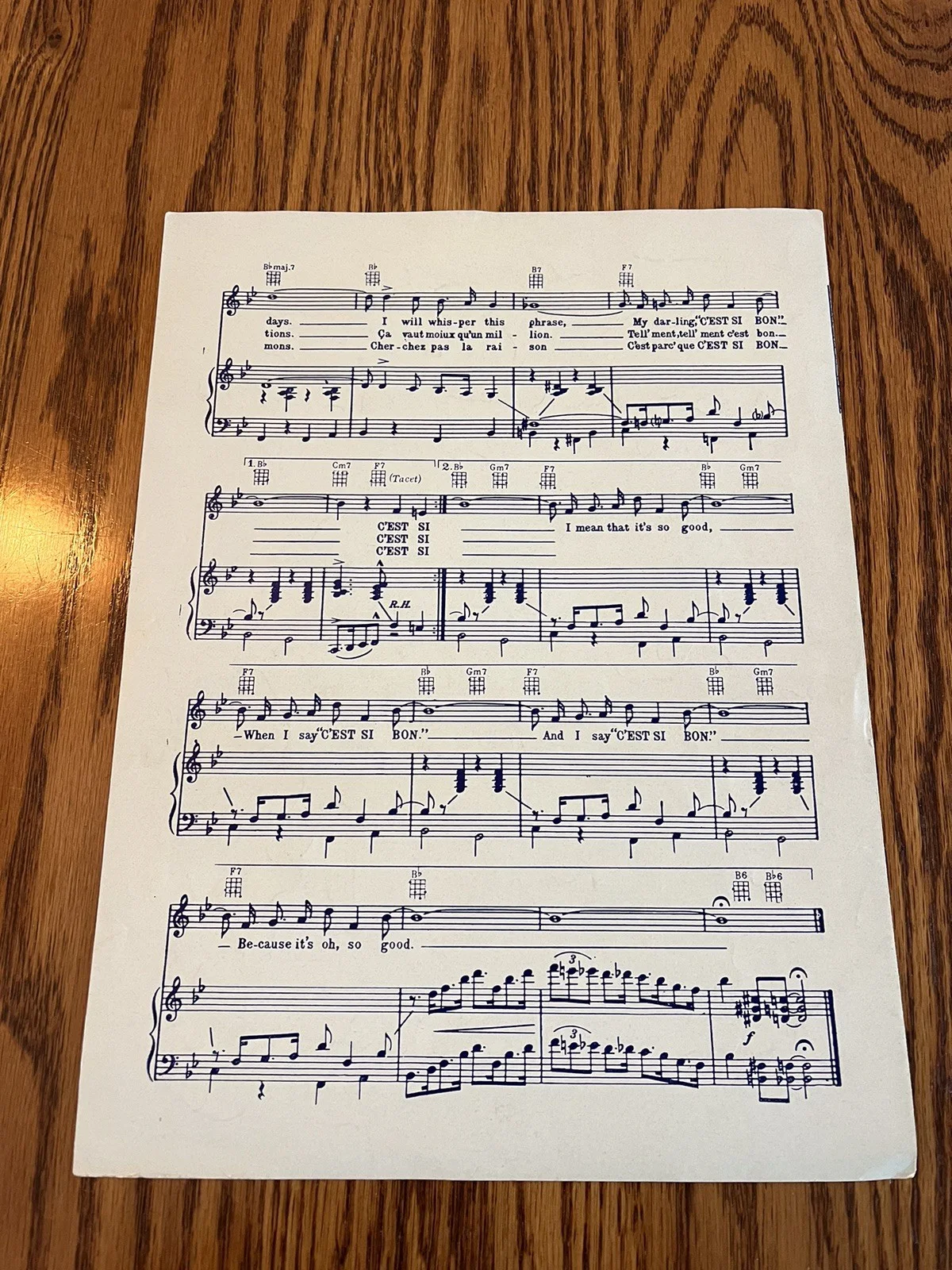 Eartha Kitt — EARTHA KITT SIGNED LEEDS 1947 UKE sheet music “ C’est s Si Bon “ perfect cond., image 5