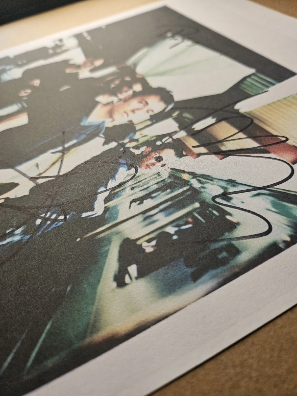 WITH COA ☑️ RADIOHEAD ORIGINAL FULL-BAND AUTOGRAPHS ON HIGH QUALITY 8X12" PHOTO, изображение 4