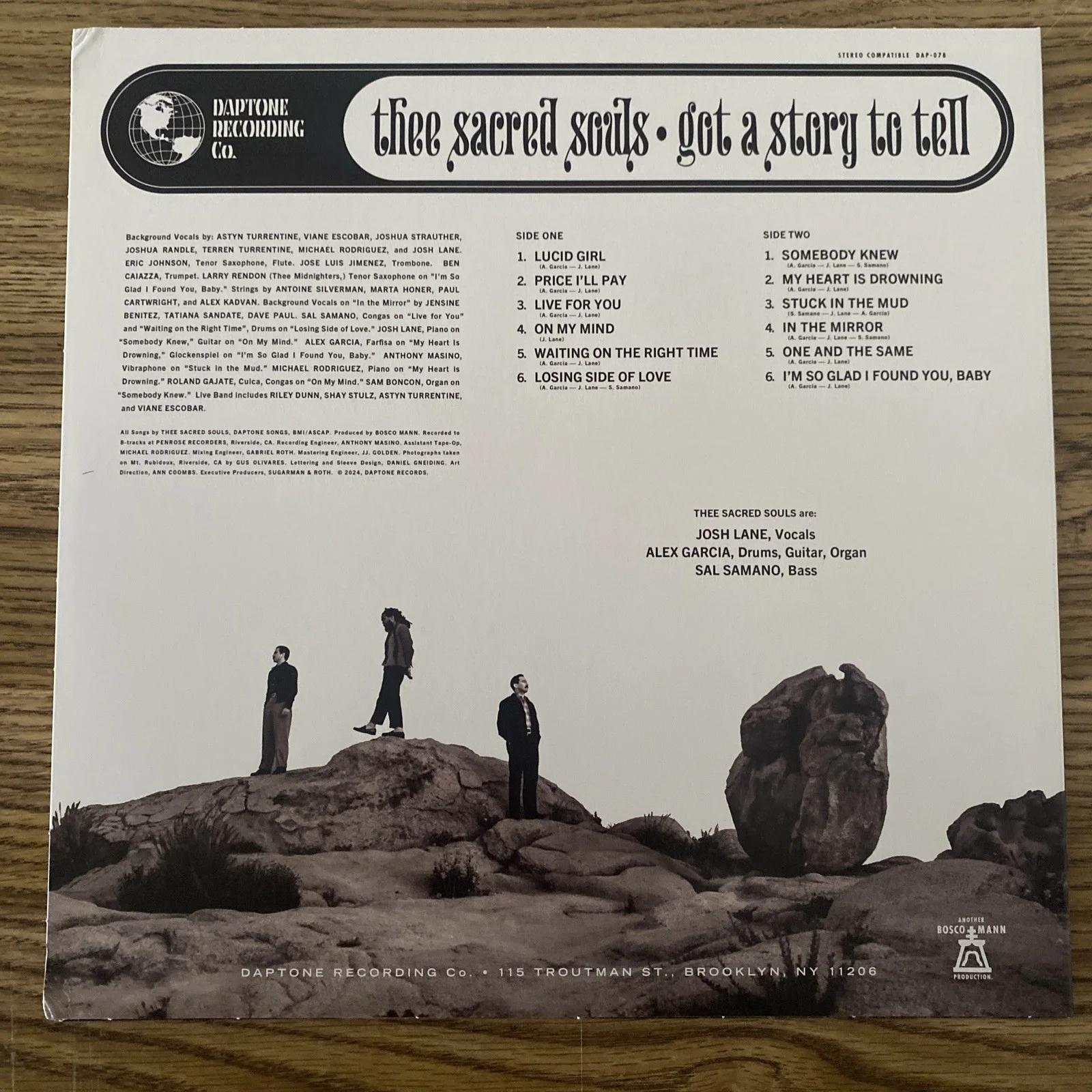 Thee Sacred Souls Band Autographed Vinyl Album Got A Story To Tell Josh Lane +2, изображение 4