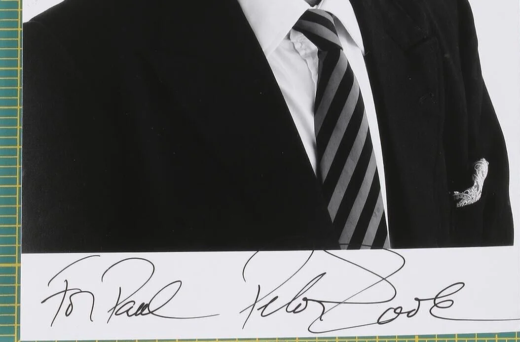 Peter O'toole — PETER O'TOOLE SIGNED INSCRIBED TO PAUL 6x 8 BLACK AND WHITE PHOTO, изображение 2