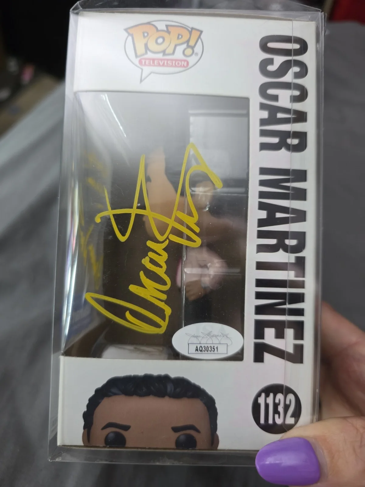 Oscar Nunez — Funko Pop The Office Oscar Martinez Signed JSA Auth Walmart Exclusive, image 2