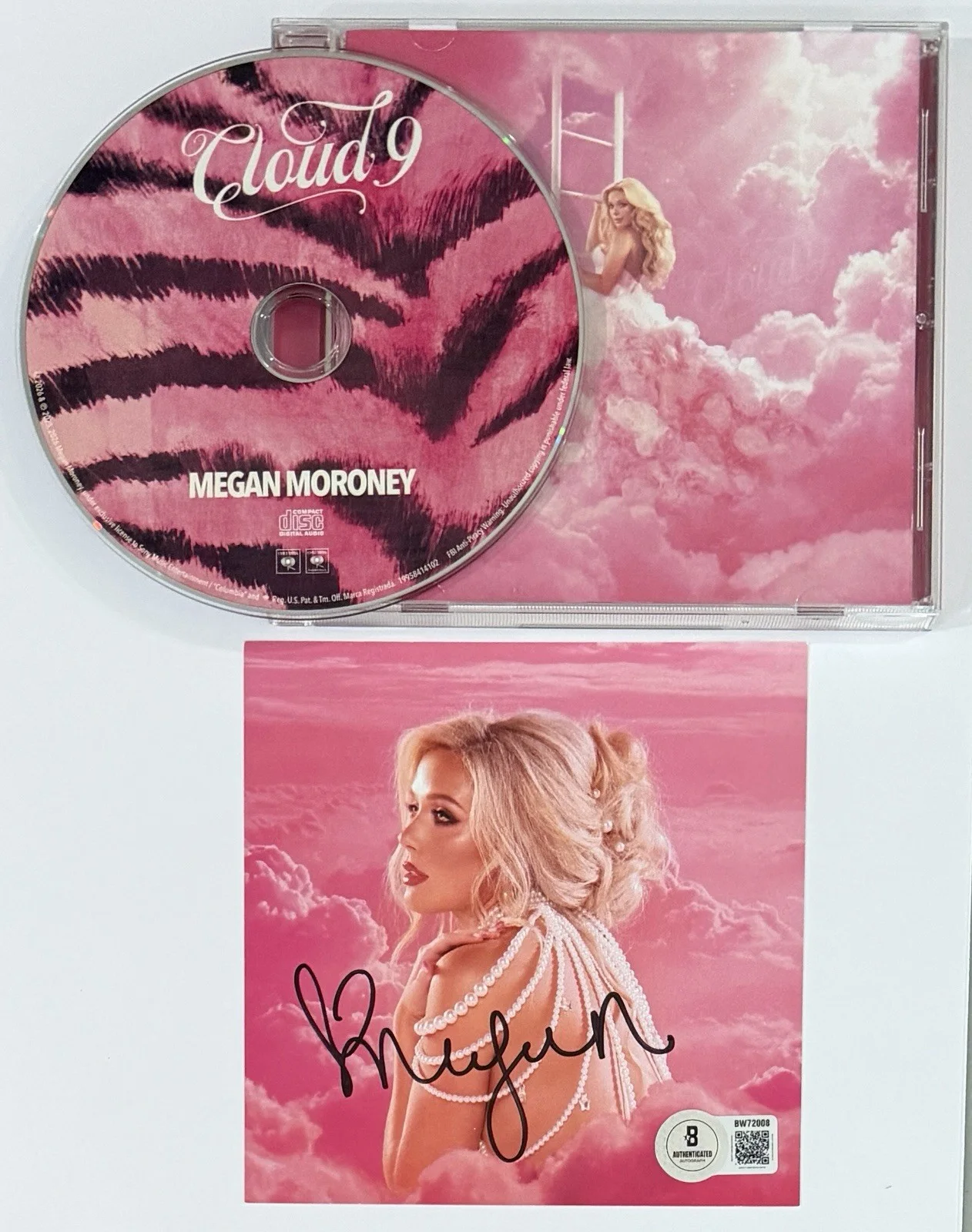 SIGNED Megan Moroney Cloud 9 Autograph Cover Photo Art Card & CD Beckett BAS COA, изображение 2