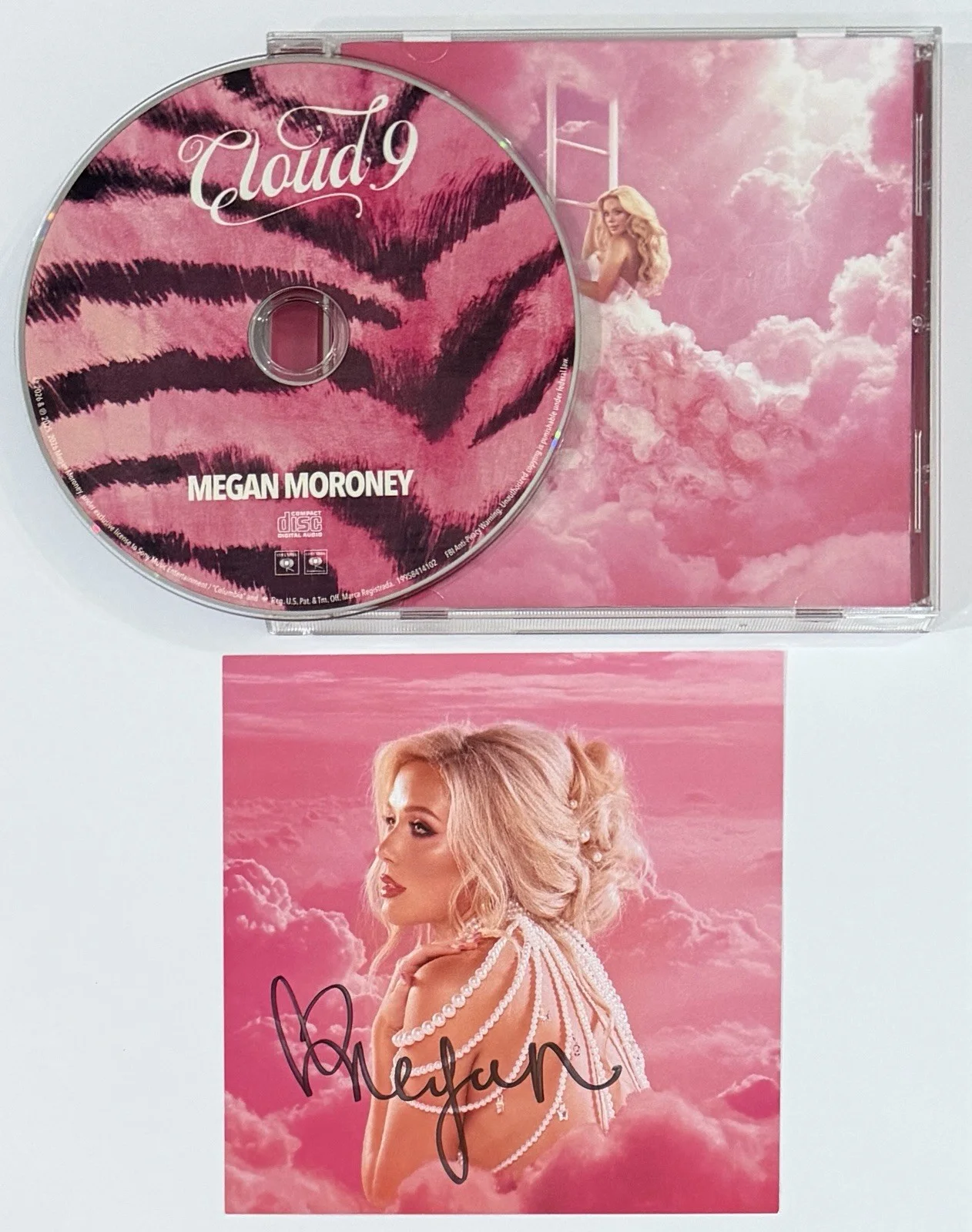 Megan Moroney Cloud 9 AUTOGRAPH SIGNED Cover Photo Art Card & CD BAS Beckett COA, изображение 2