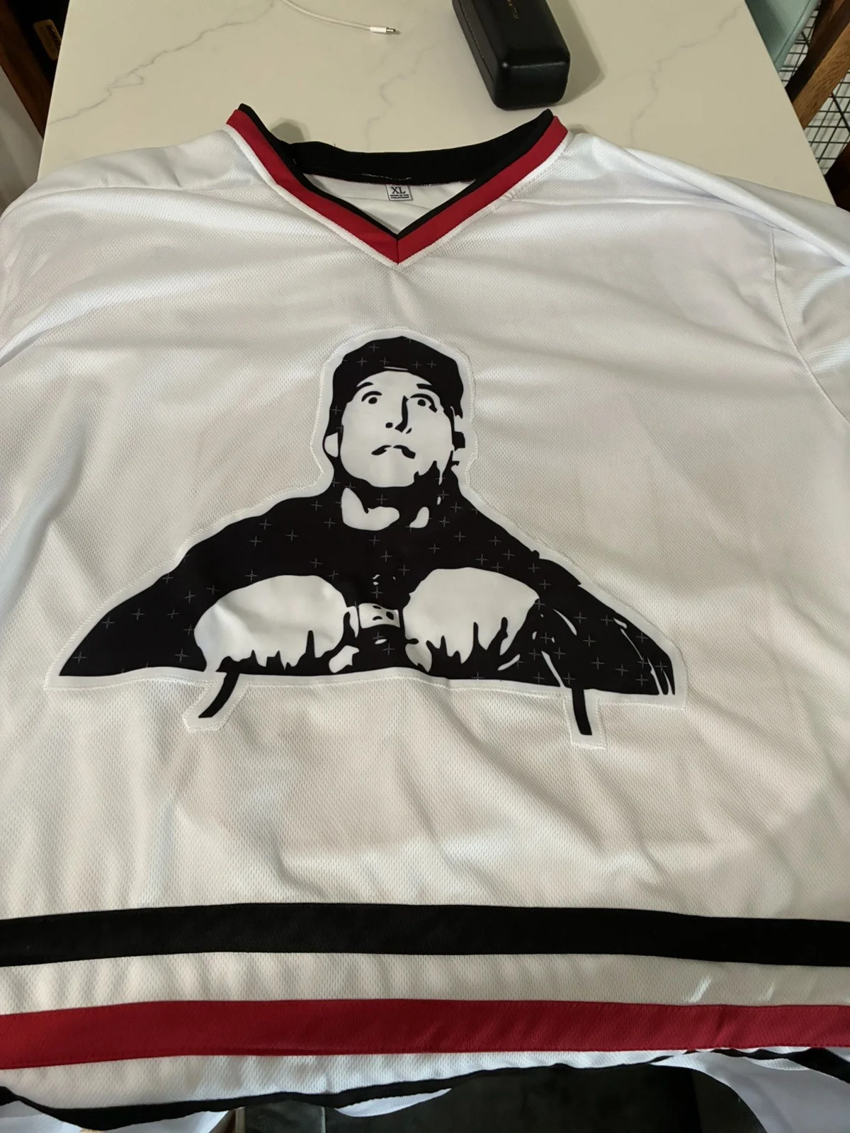CHEVY CHASE & BEVERLY D'ANGELO SIGNED AUTOGRAPH AUTO GRISWOLD JERSEY SWAU, изображение 4