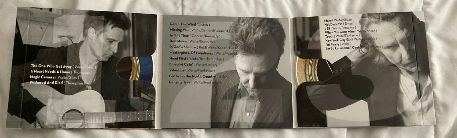 John Waite Signed Wooden Heart CD Acoustic Anthology Volumes 1 2 3, изображение 3