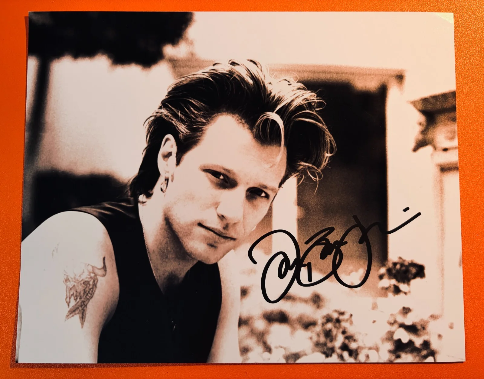 Jon Bon Jovi Signed w/COA BEAUTIFUL PHOTO•ORIGINAL AUTOGRAPH•8 x10• YOUNG, image 2