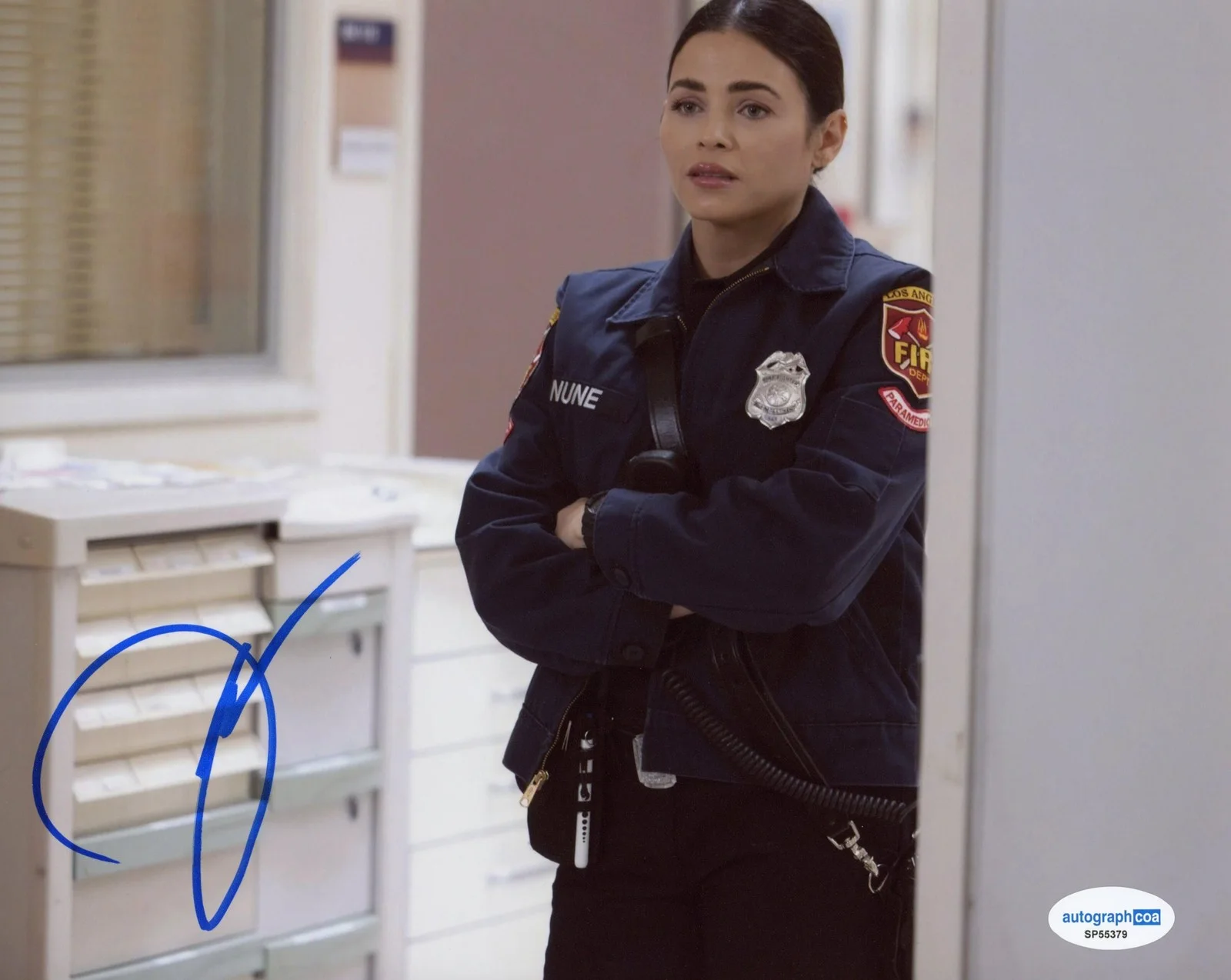Jenna Dewan — Jenna Dewan "The Rookie" AUTOGRAPH Signed 'Bailey Nune' 8x10 Photo D ACOA, изображение 2