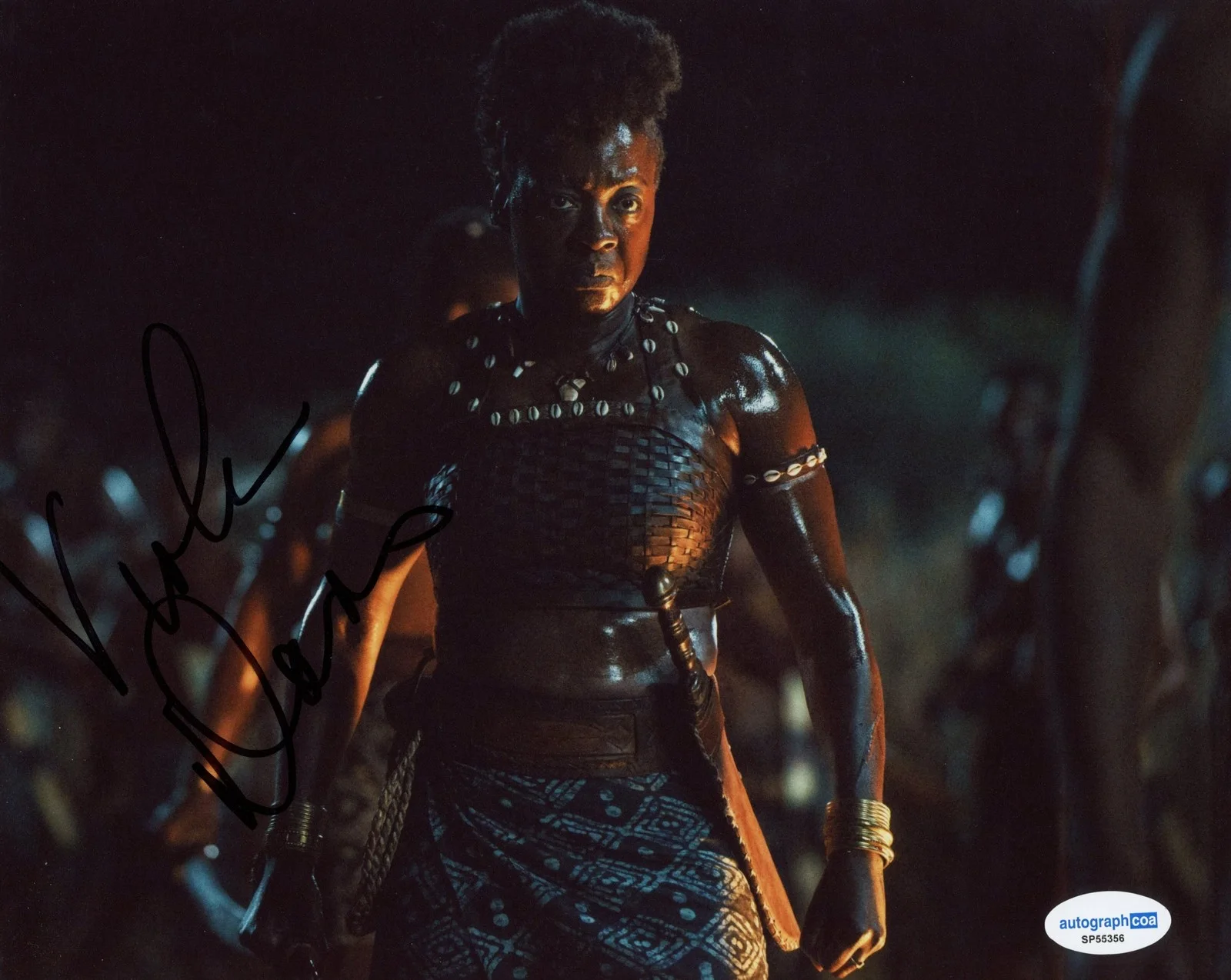 Viola Davis — Viola Davis "The Woman King" AUTOGRAPH Signed 'Nanisca' 8x10 Photo ACOA, image 2