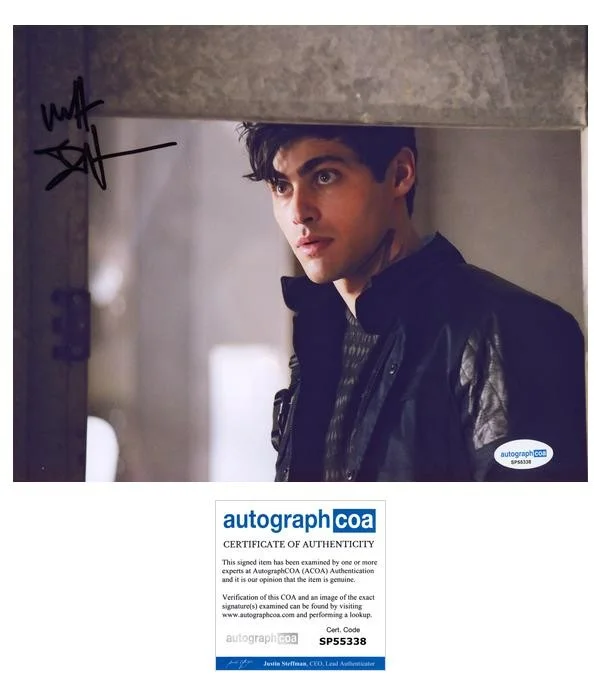 Matthew Daddario — Matthew Daddario "Shadowhunters" AUTOGRAPH Signed 'Alec' 8x10 Photo B ACOA