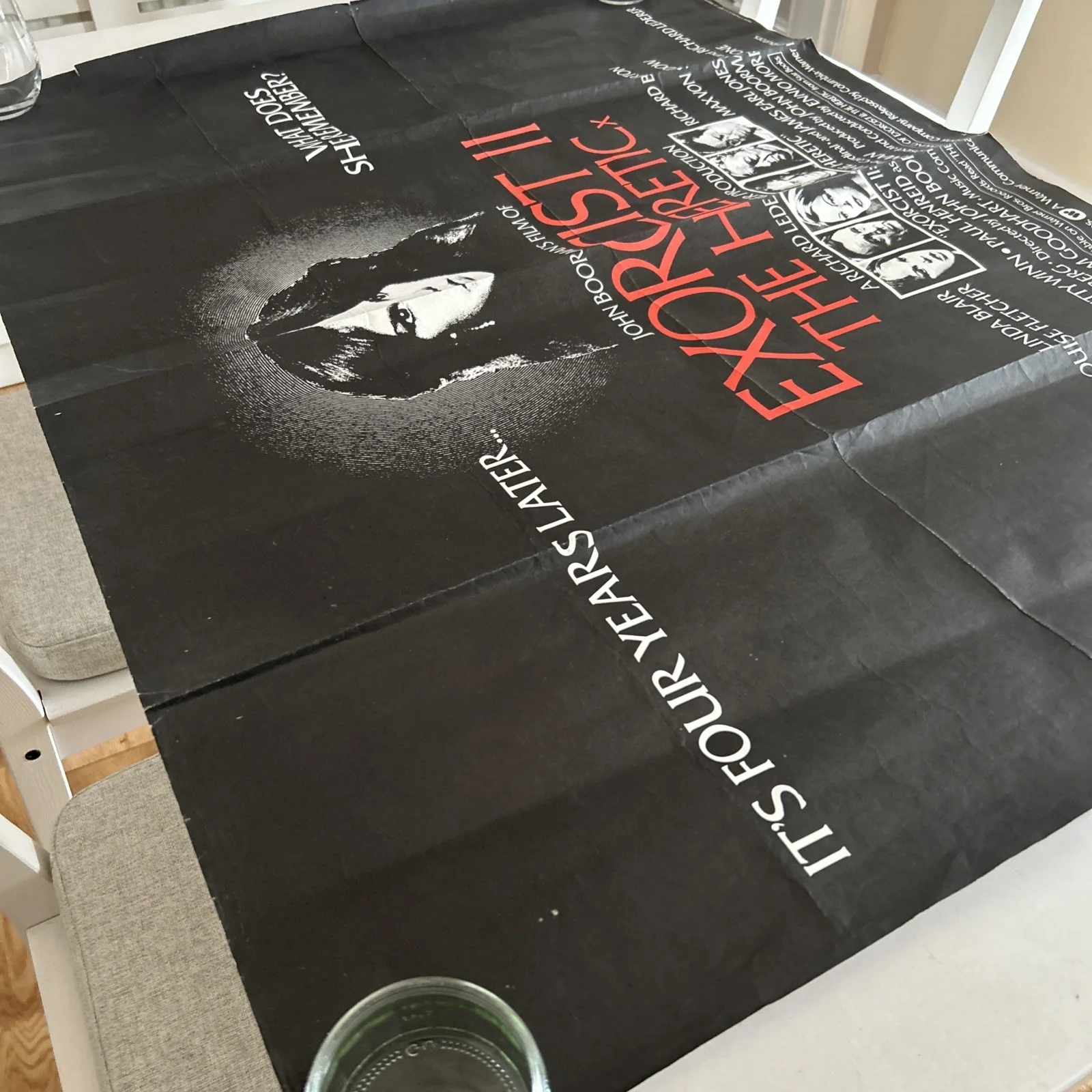 Exorcist II: The Heretic Original UK Quad Movie Cinema Poster Linda Blair, изображение 3