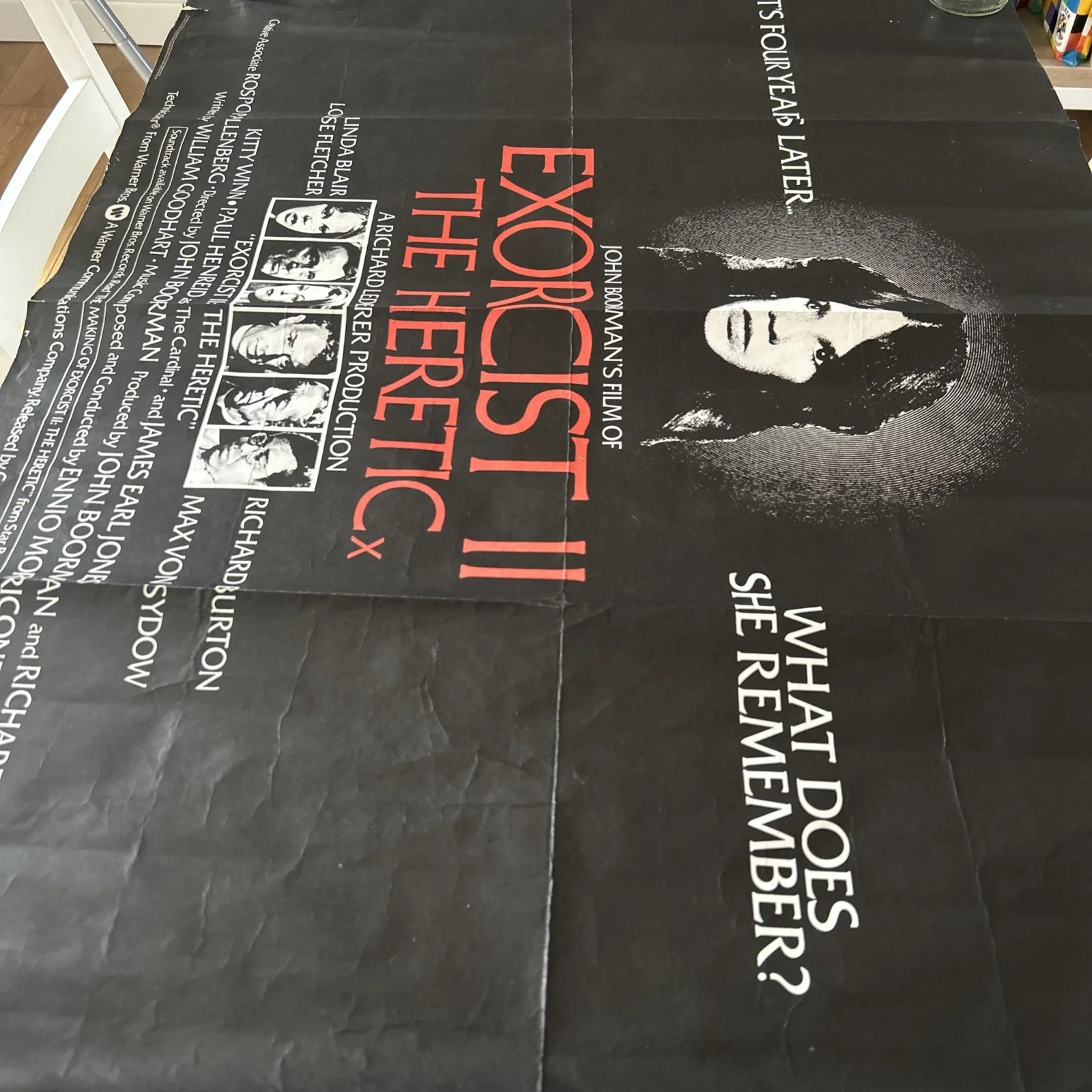 Exorcist II: The Heretic Original UK Quad Movie Cinema Poster Linda Blair, изображение 5