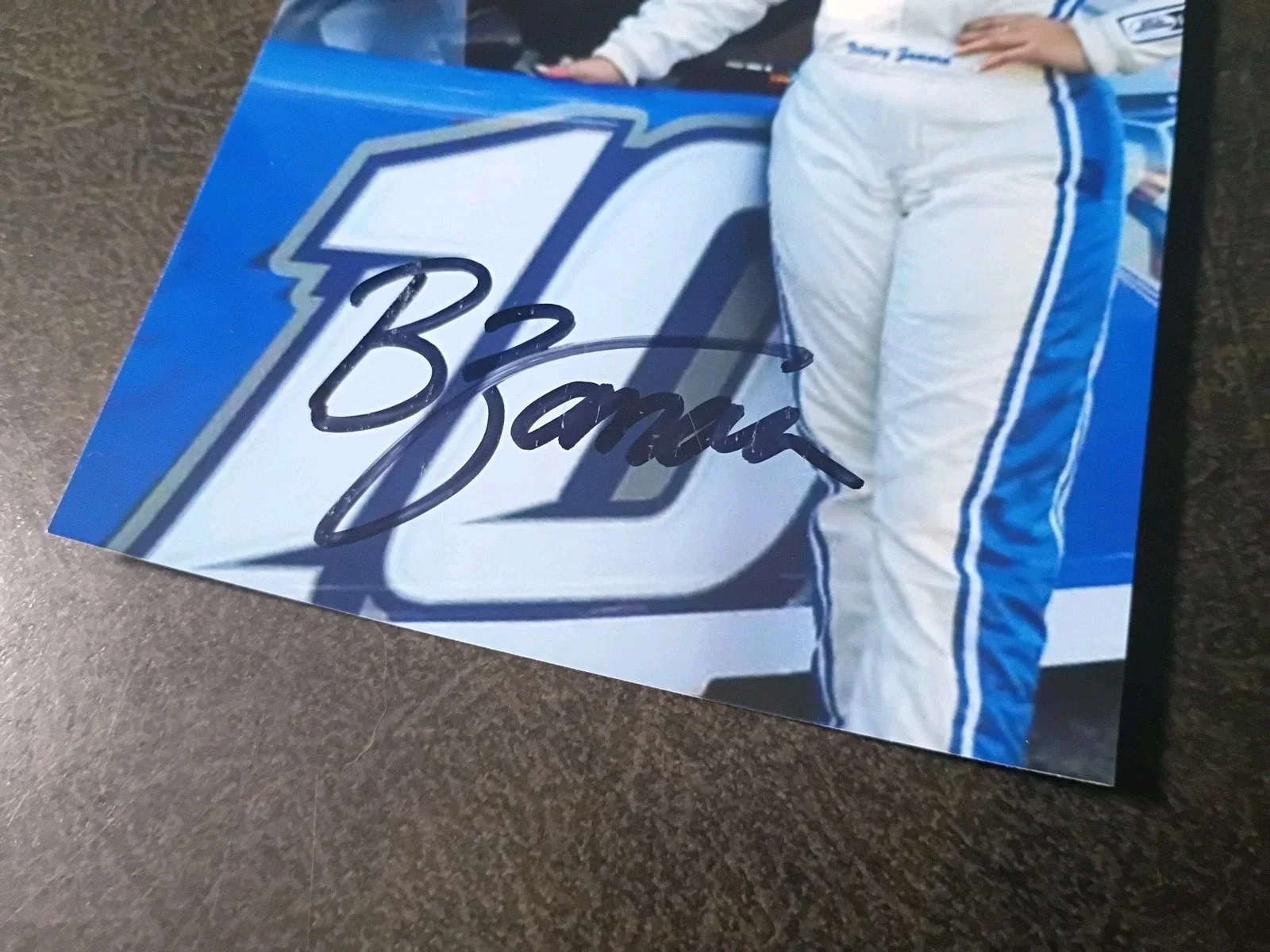 BRITTNEY ZAMORA — BRITTNEY ZAMORA Hand Signed Autograph 4X6 Photo - BEAUTIFUL RACE CAR DRIVER, изображение 2