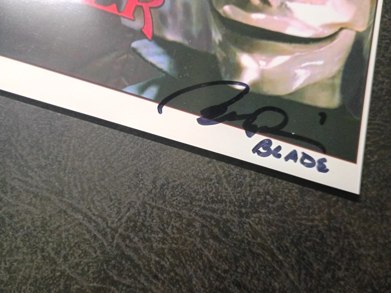 BERT ROSARIO As BLADE — BERT ROSARIO As BLADE Hand Signed Autograph 4X6 Photo -- THE PUPPET MASTER, изображение 2