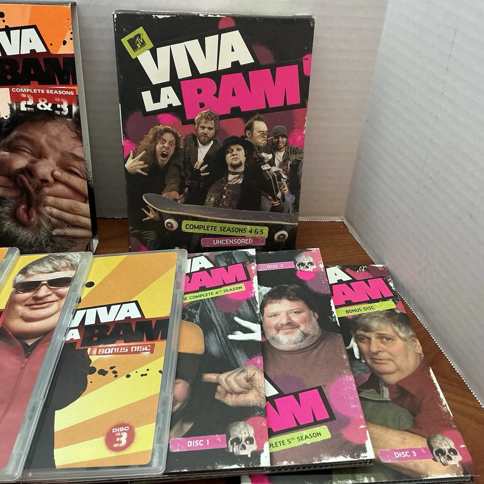 Ryan Dunn, Bam Margera, Phil Margera, April Margera, raab himself — Viva La Bam Season 1-5- Cast Signed Ryan Dunn, Bam Margera, image 4