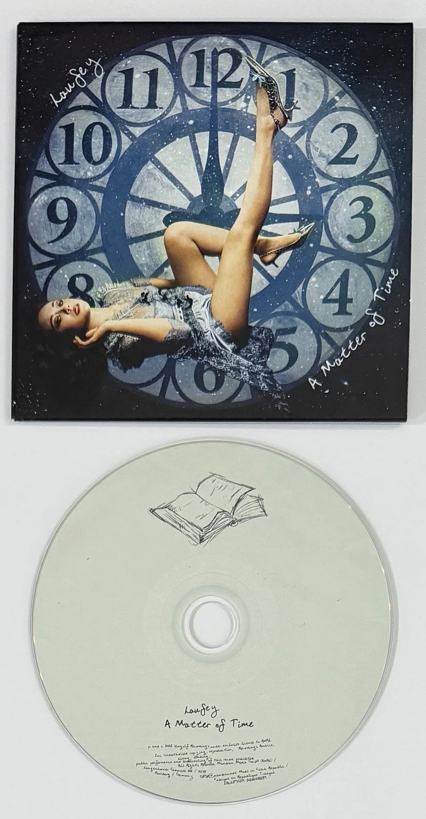 SIGNED Laufey AUTOGRAPH Album Photo Art Card A Matter Of Time CD Beckett BAS COA, изображение 3